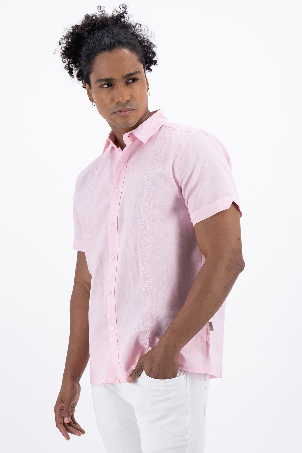 GUAYABERA CONTEMPORARY FIT MENS FASHION image number 3