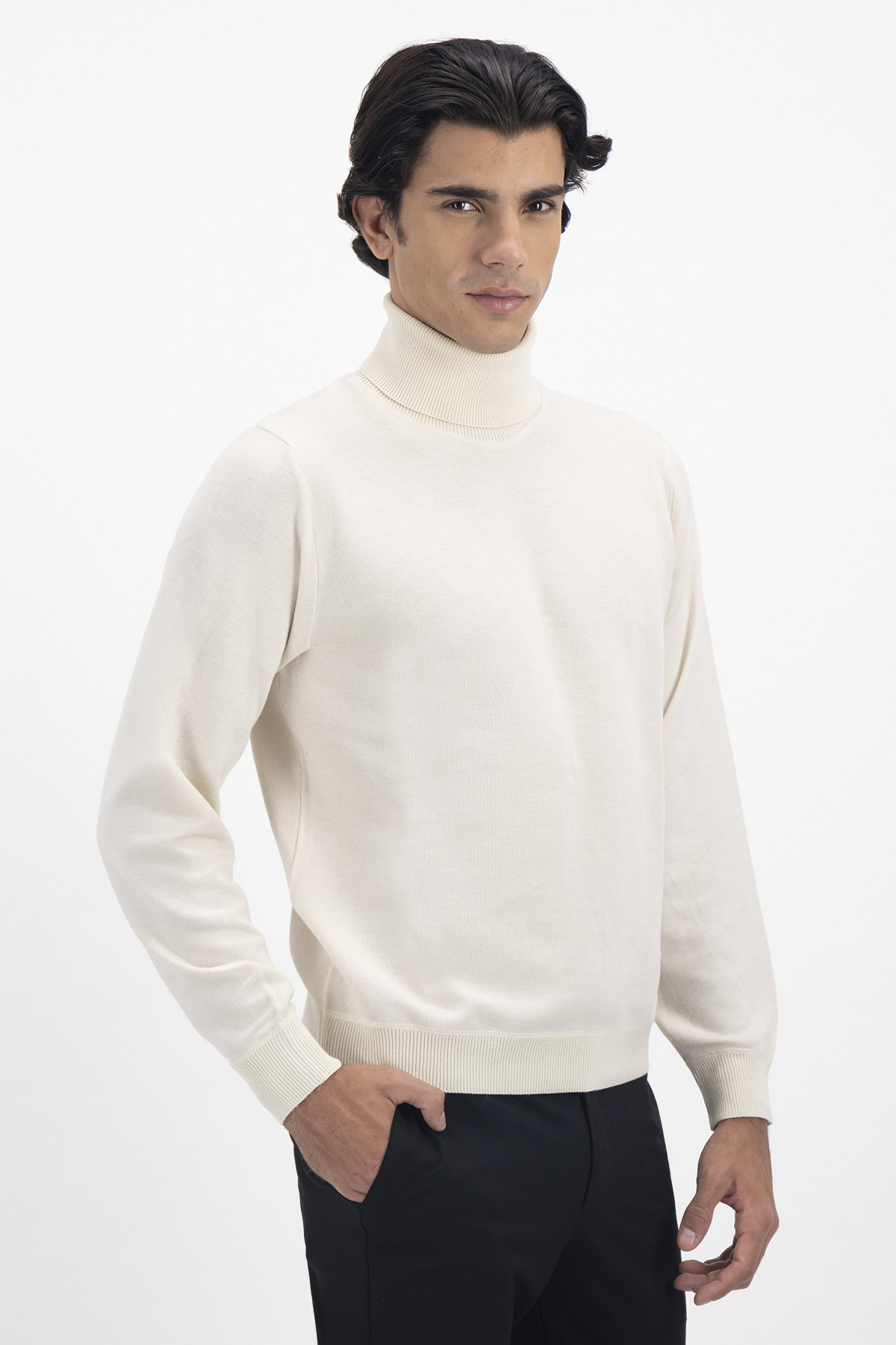SUÉTER SLIM FIT LMENTAL image number 0