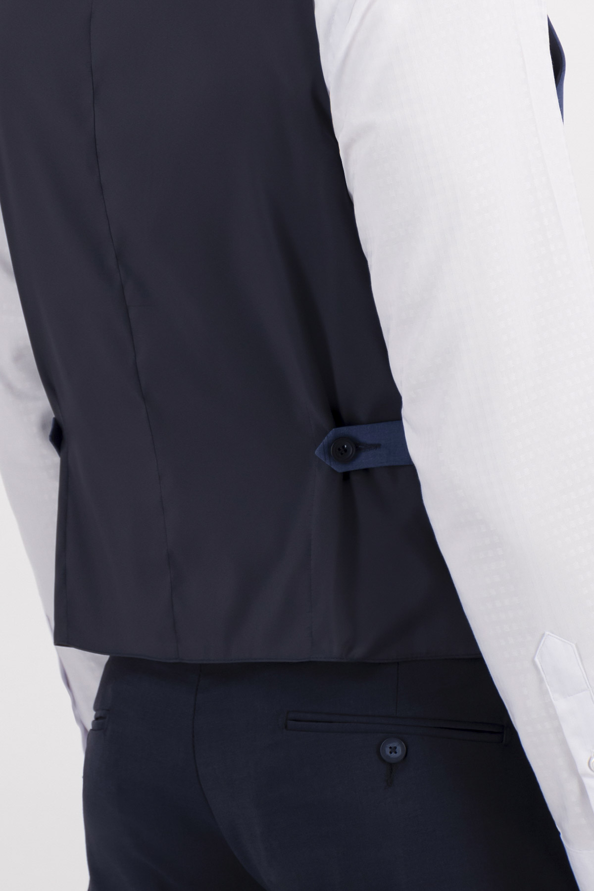 chaleco formal slim fit lmental image number 2