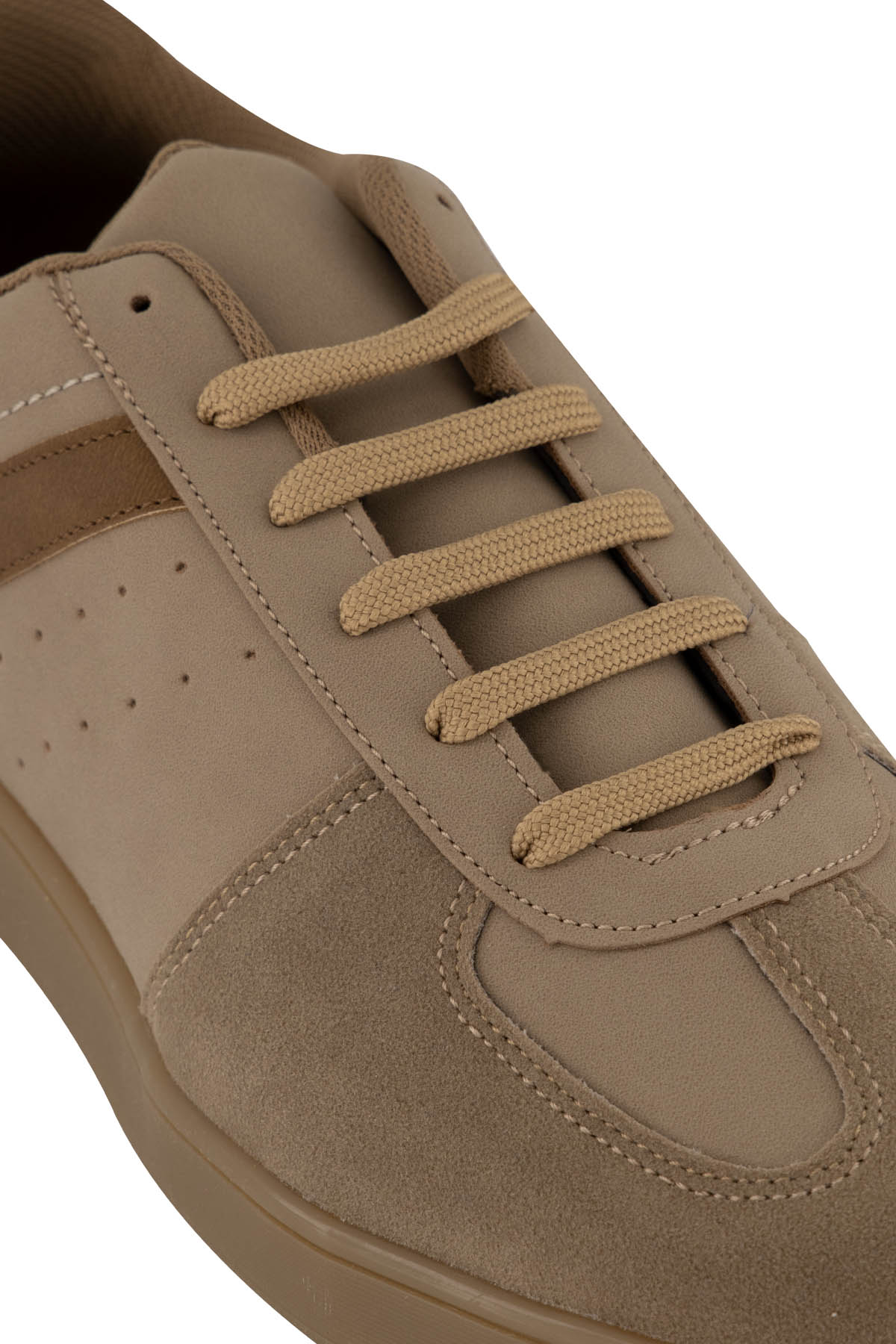 Tenis Mens Fashion image number 4