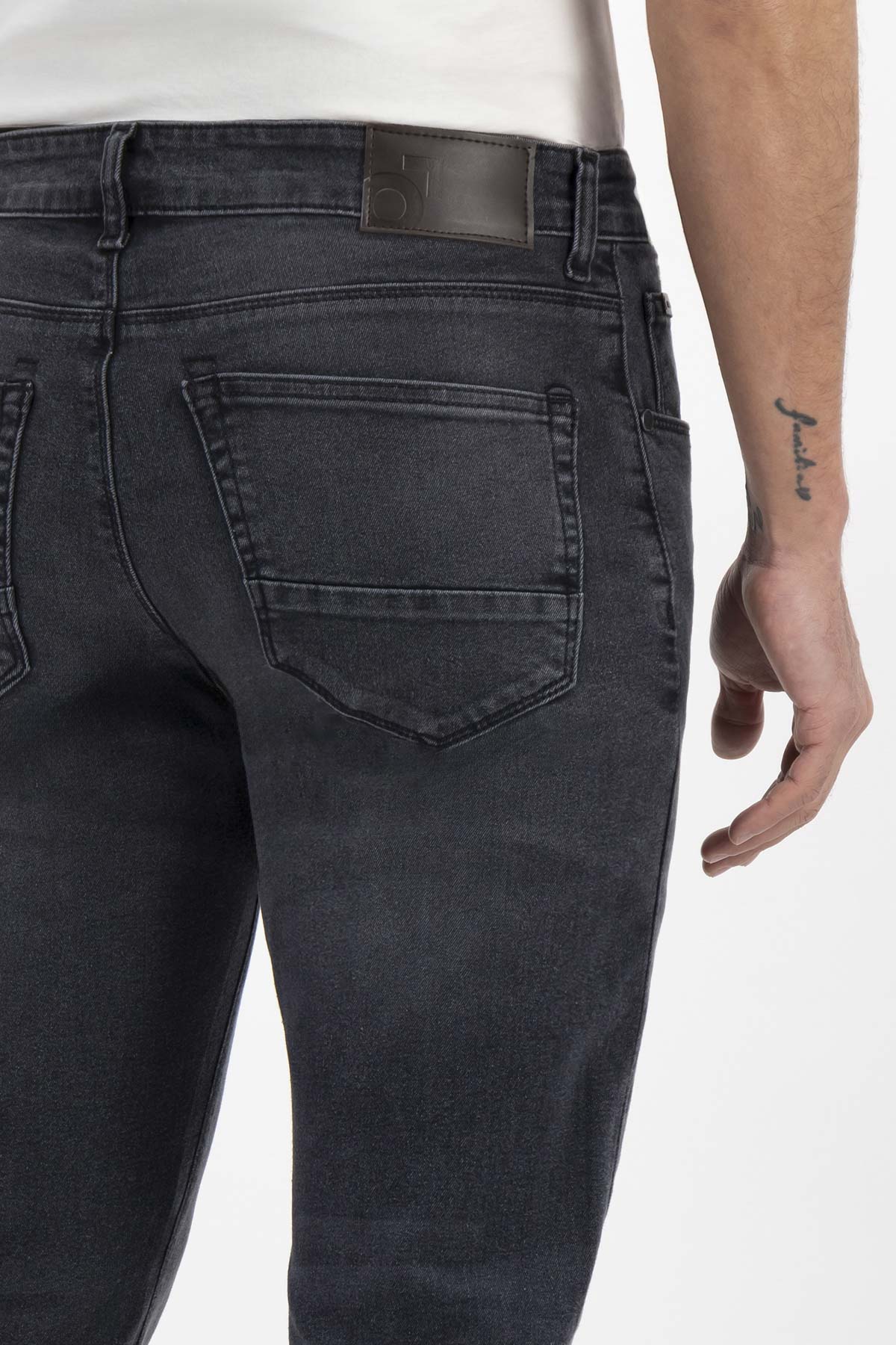 JEANS MODERN FIT LAMBERTI image number 3