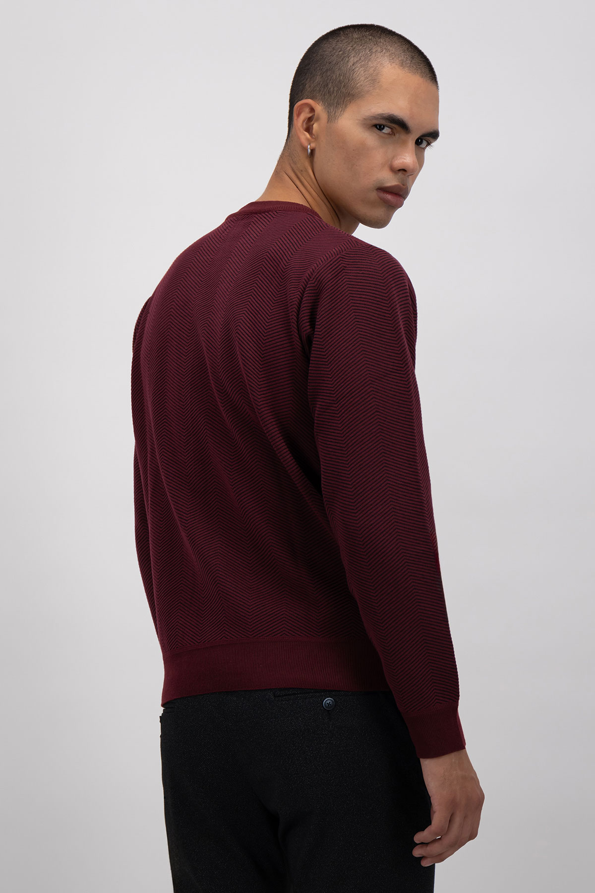SUÉTER SLIM FIT LMENTAL image number 2