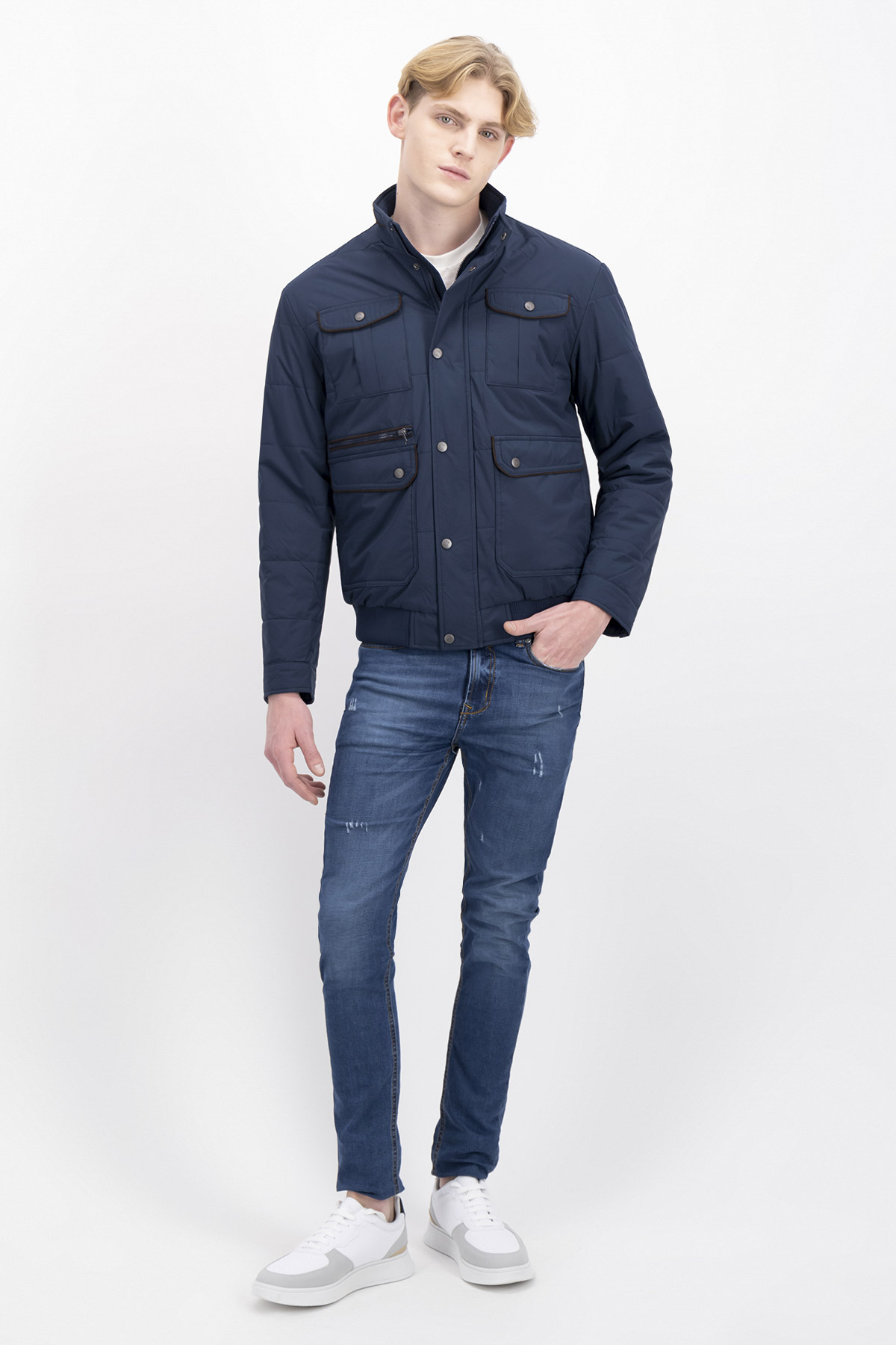 CHAMARRA SLIM FIT ROYALTON image number 2