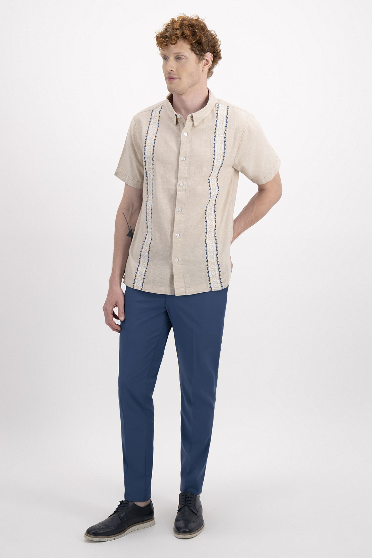 GUAYABERA CASUAL CONTEMPORARY FIT GUAYAHABANA image number 3
