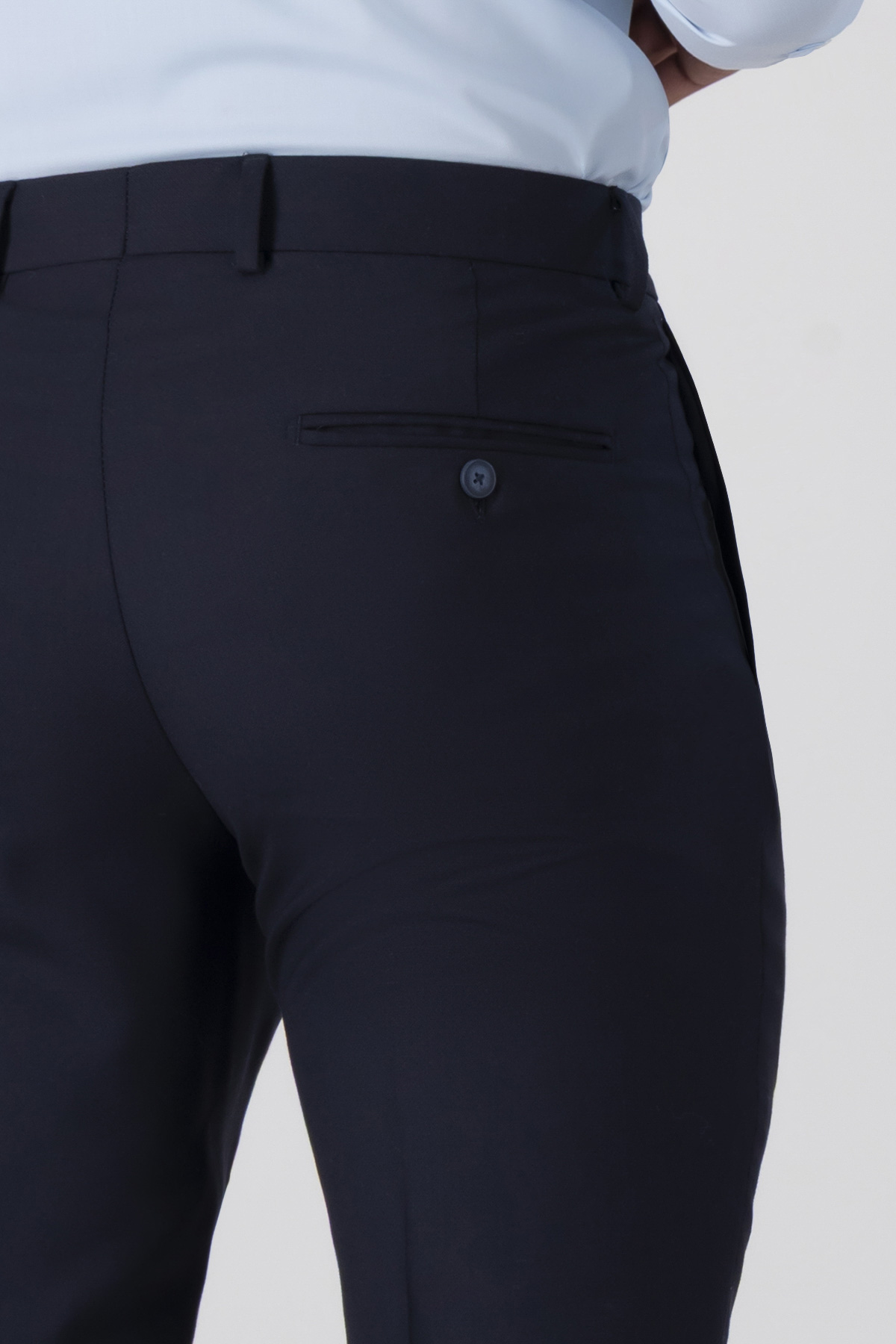 Pantalón Fresco Di Lana Slim Fit Lamberti