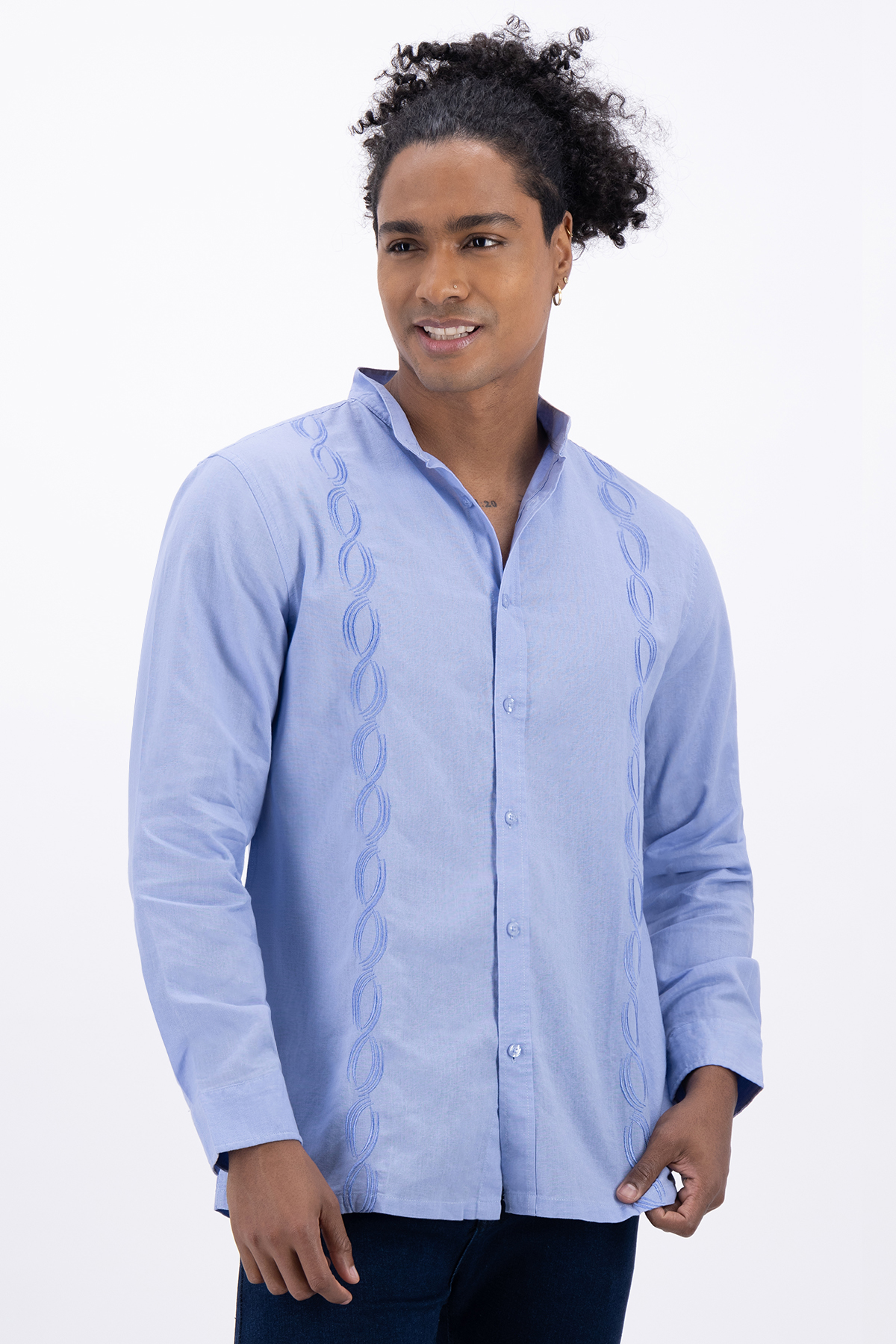 GUAYABERA CONTEMPORARY FIT MENS FASHION image number 3