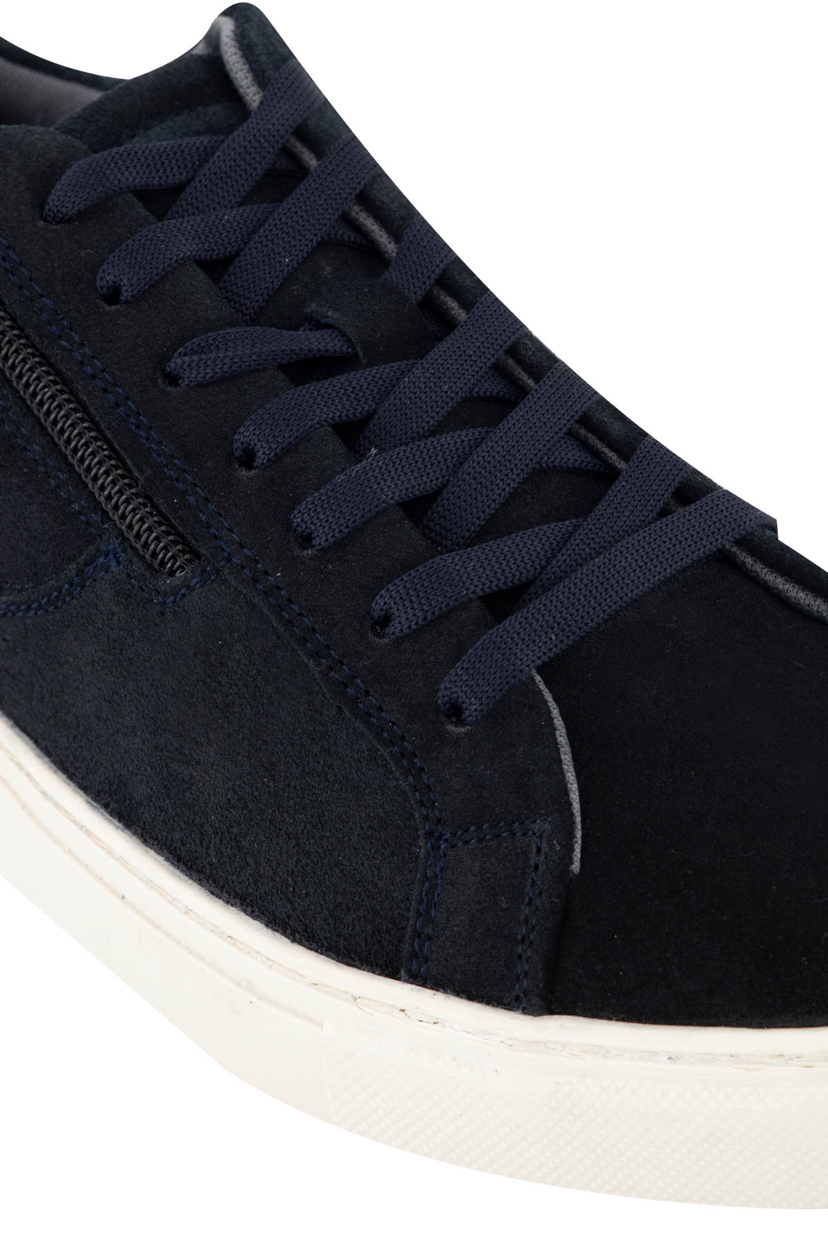 Tenis Mens Fashion image number 4