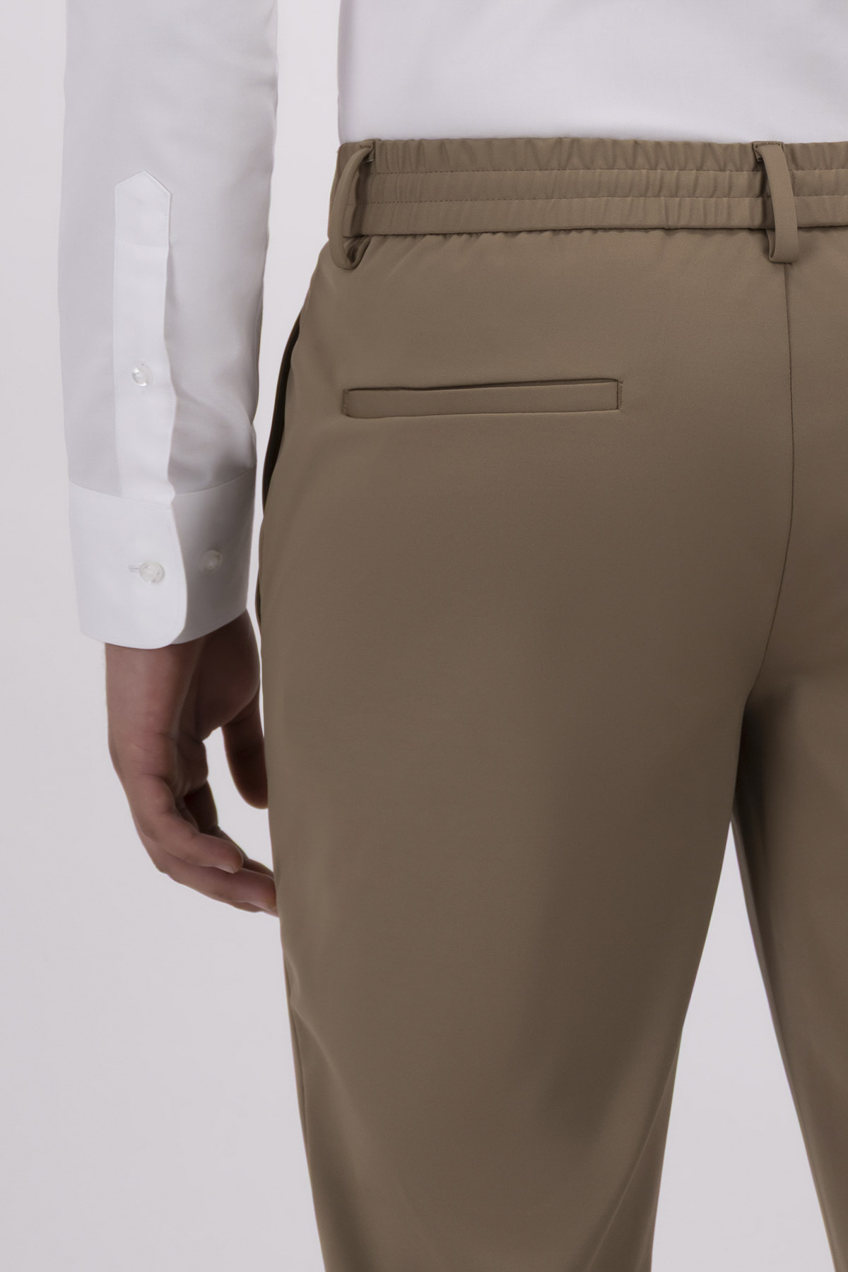 Pantalón Separate Move Slim Fit Lmental image number 4