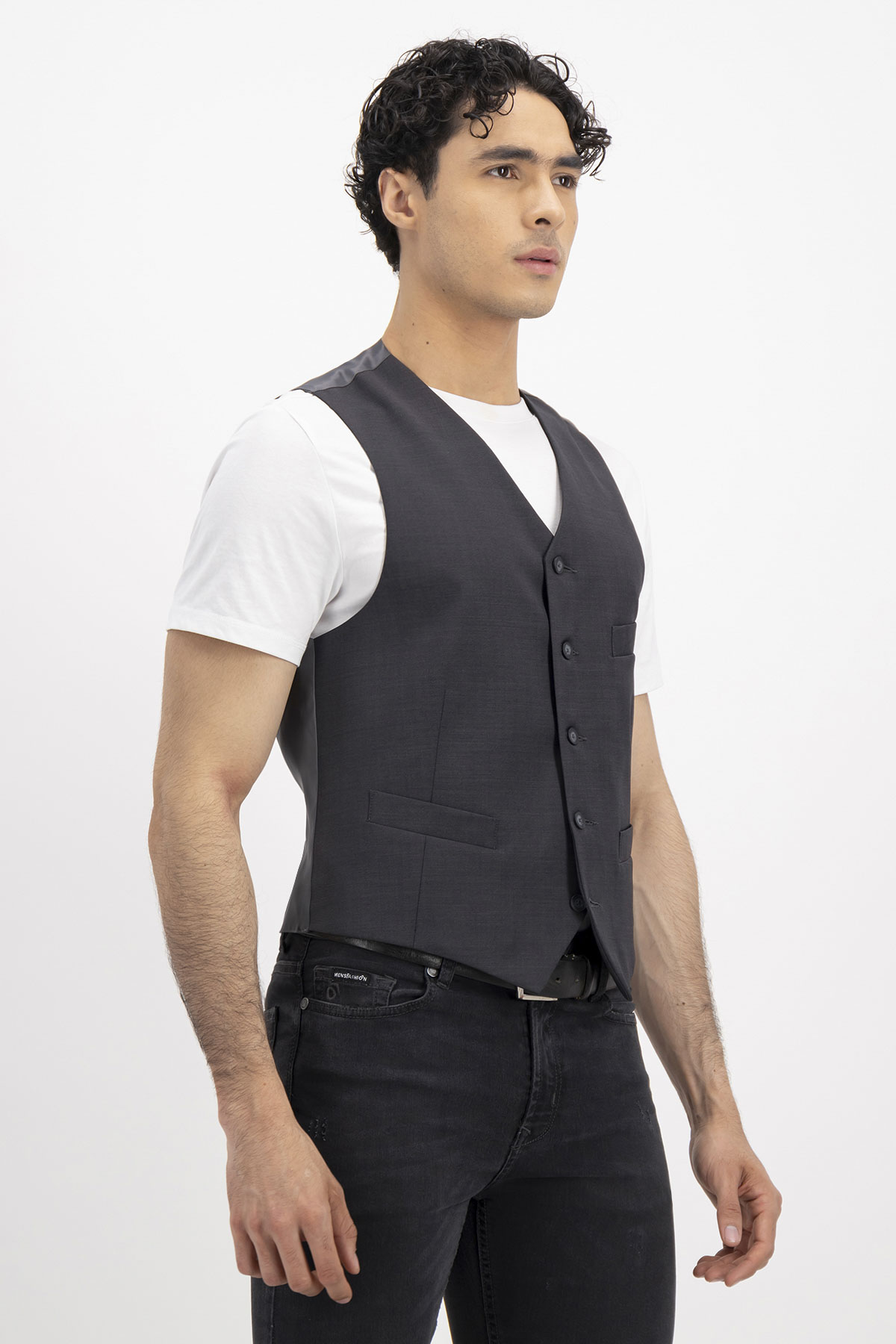 CHALECO FORMAL CONTEMPORARY FIT LAMBERTI image number 1