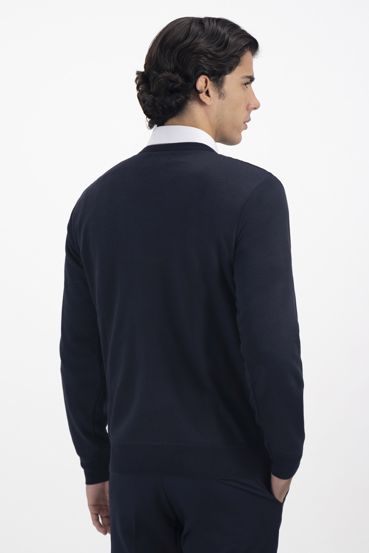 SUÉTER CONTEMPORARY FIT SONNETI image number 2