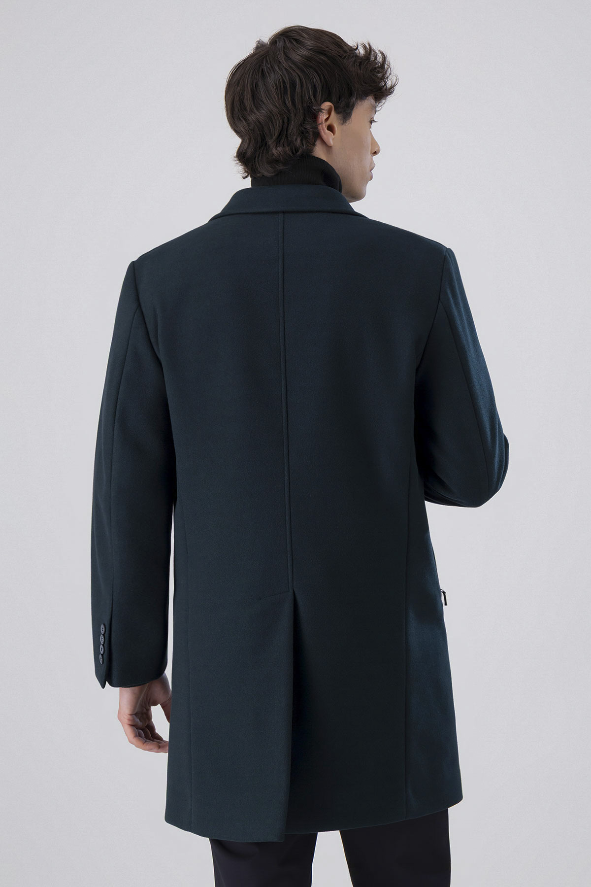 Abrigo Contemporary Fit