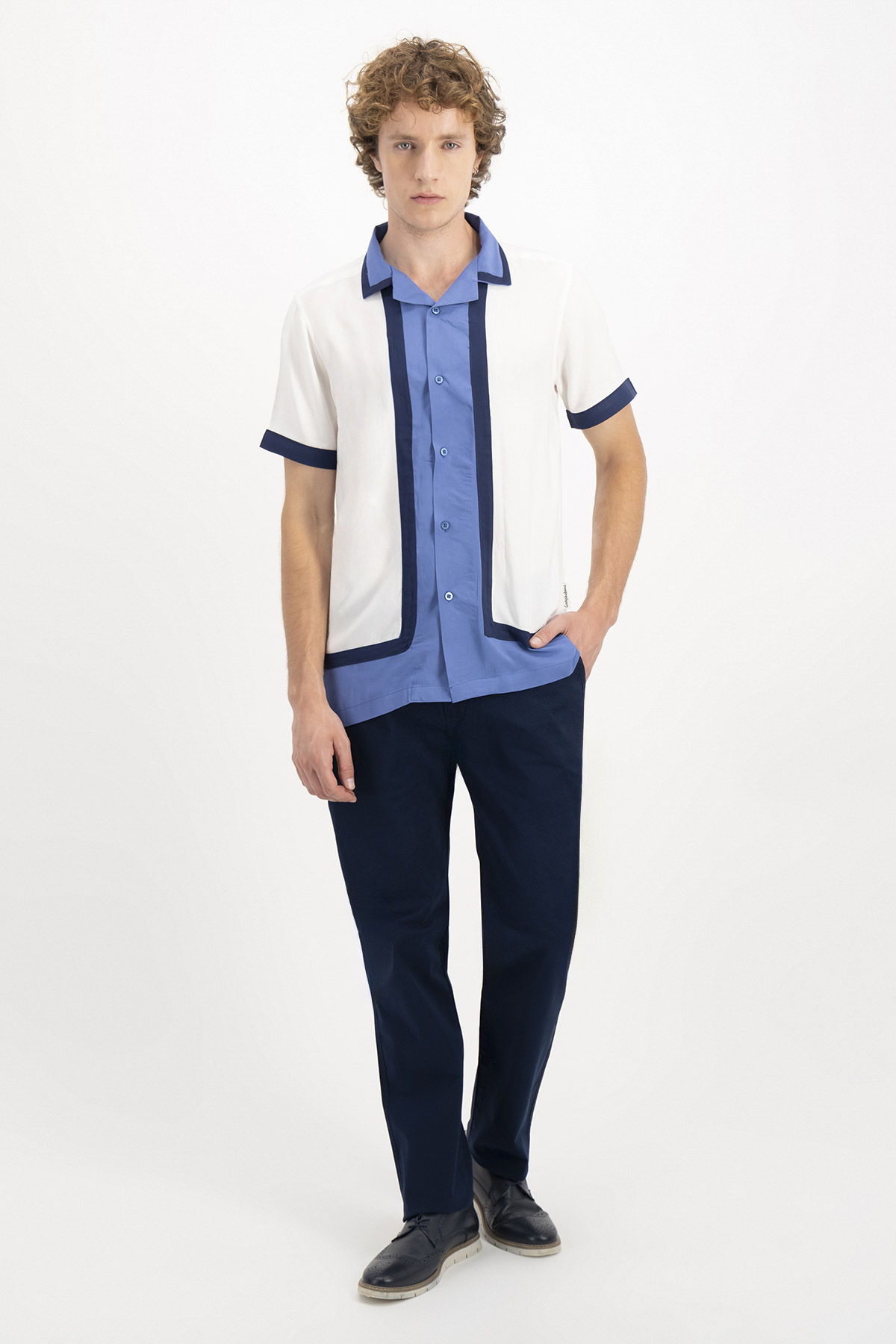 GUAYABERA CASUAL SLIM FIT GUAYAHABANA image number 3