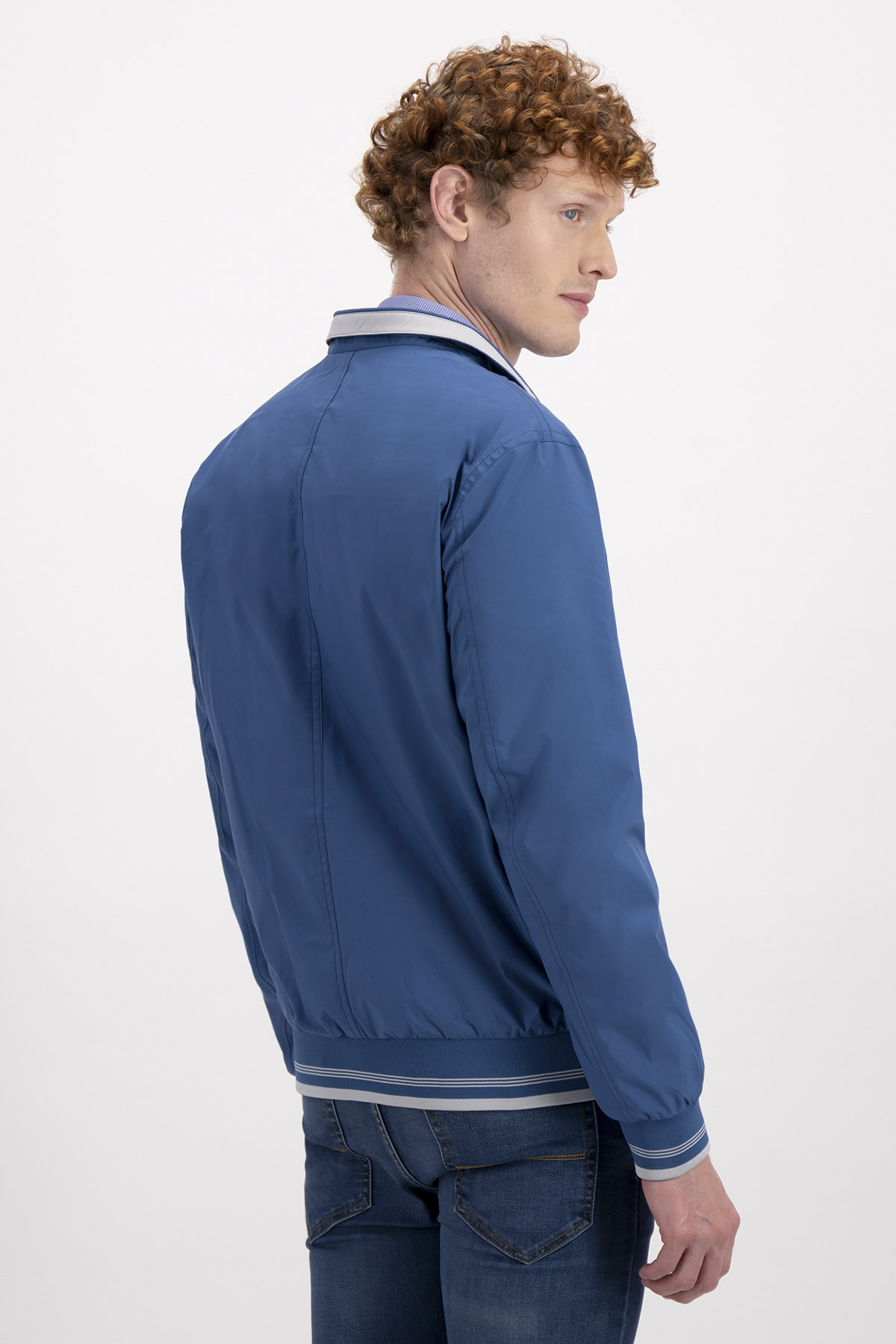 CHAMARRA CONTEMPORARY FIT ROYALTON image number 2