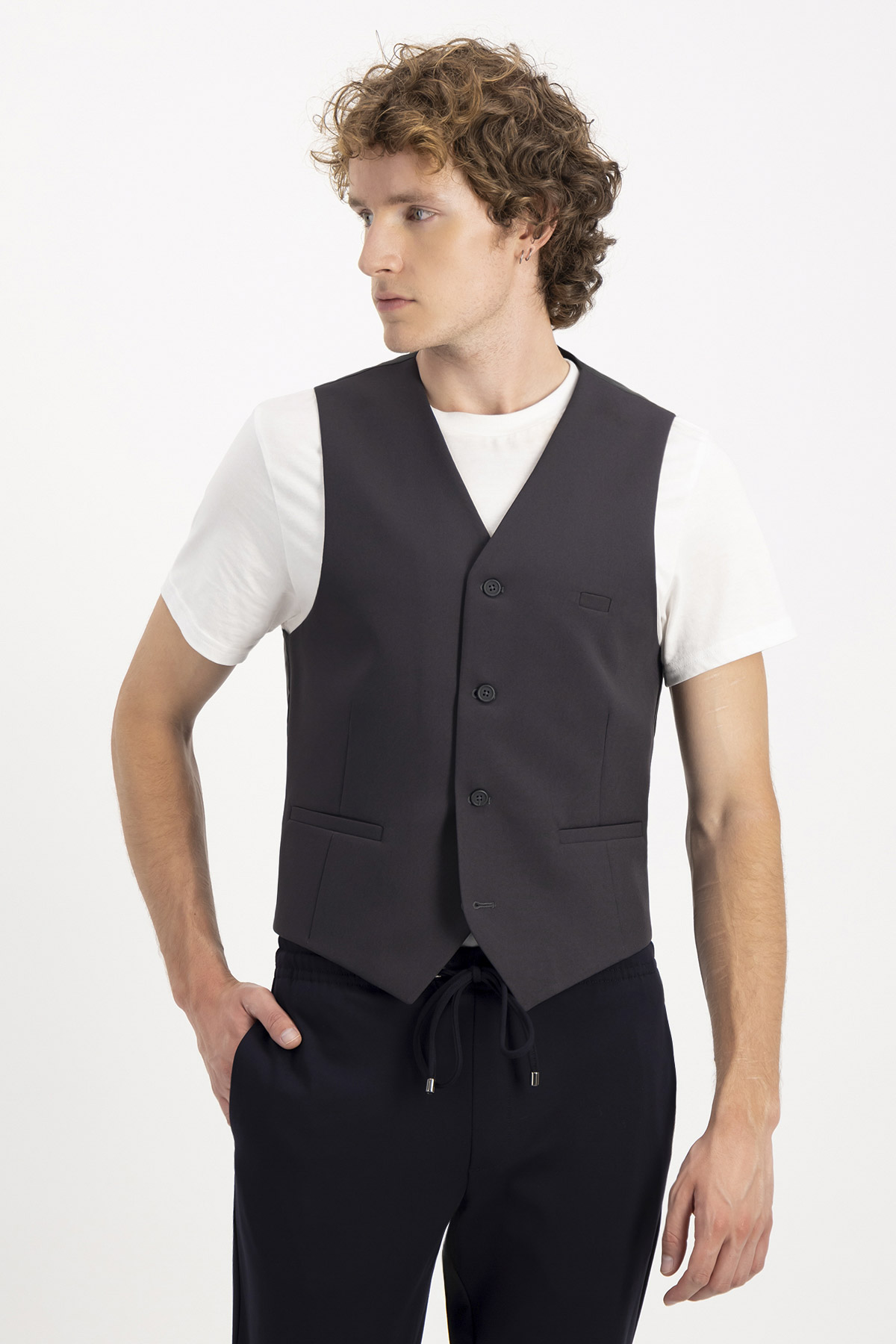 CHALECO FORMAL CONTEMPORARY FIT SONNETI