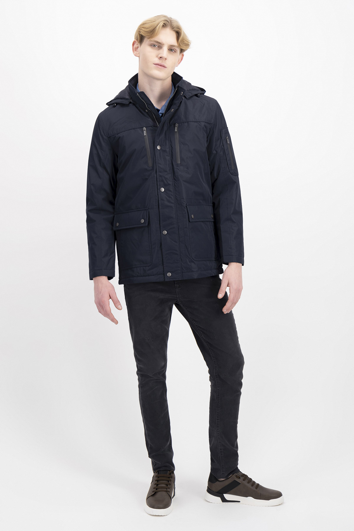 CHAMARRA SLIM FIT ROYALTON image number 3