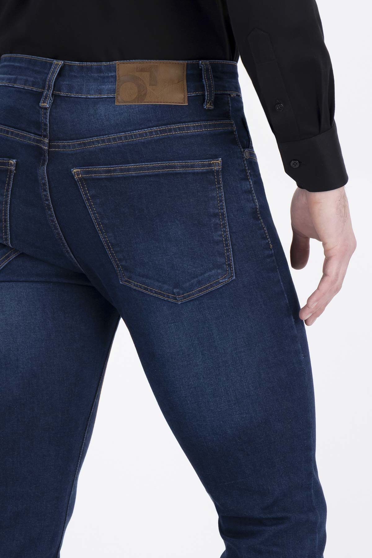 JEANS MODERN FIT LAMBERTI image number 3
