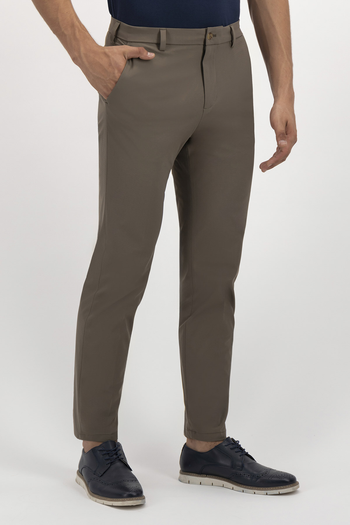 PANTALÓN CASUAL MOVE SLIM FIT LMENTAL