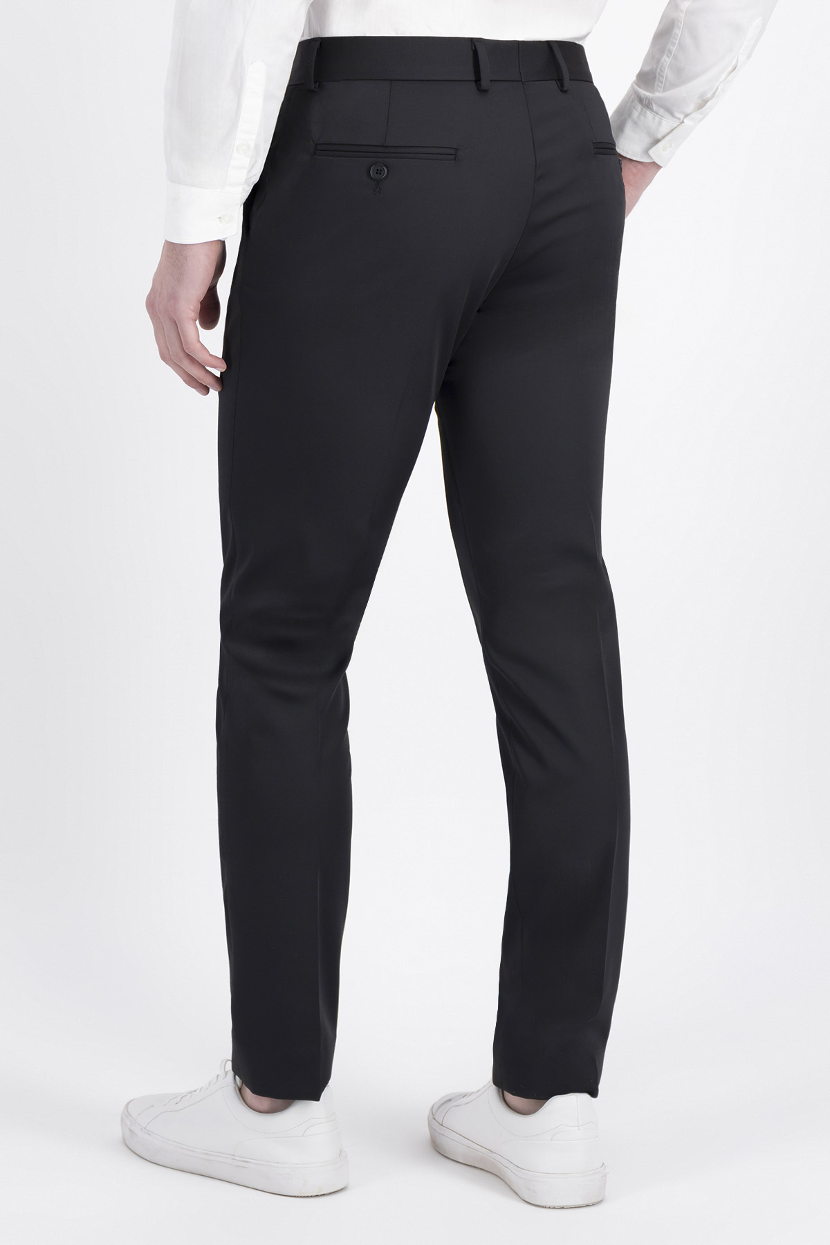 TRAJE TECHNO SUIT NEGRO SLIM FIT LMENTAL image number null