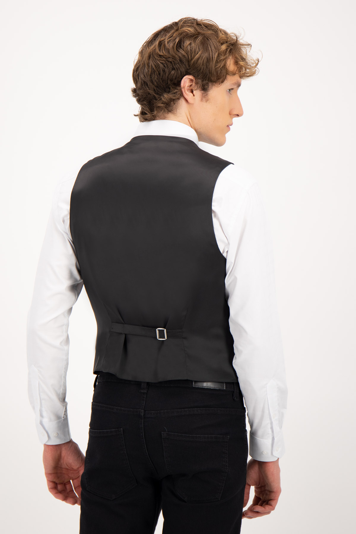 CHALECO FORMAL FRESCO DI LANA CONTEMPORARY FIT LAMBERTI image number 1