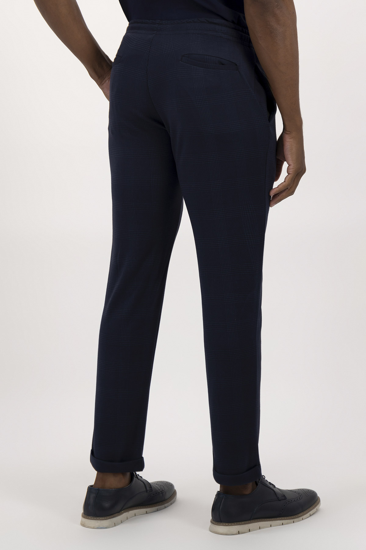 PANTALÓN TIPO JOGGER SLIM FIT LMENTAL