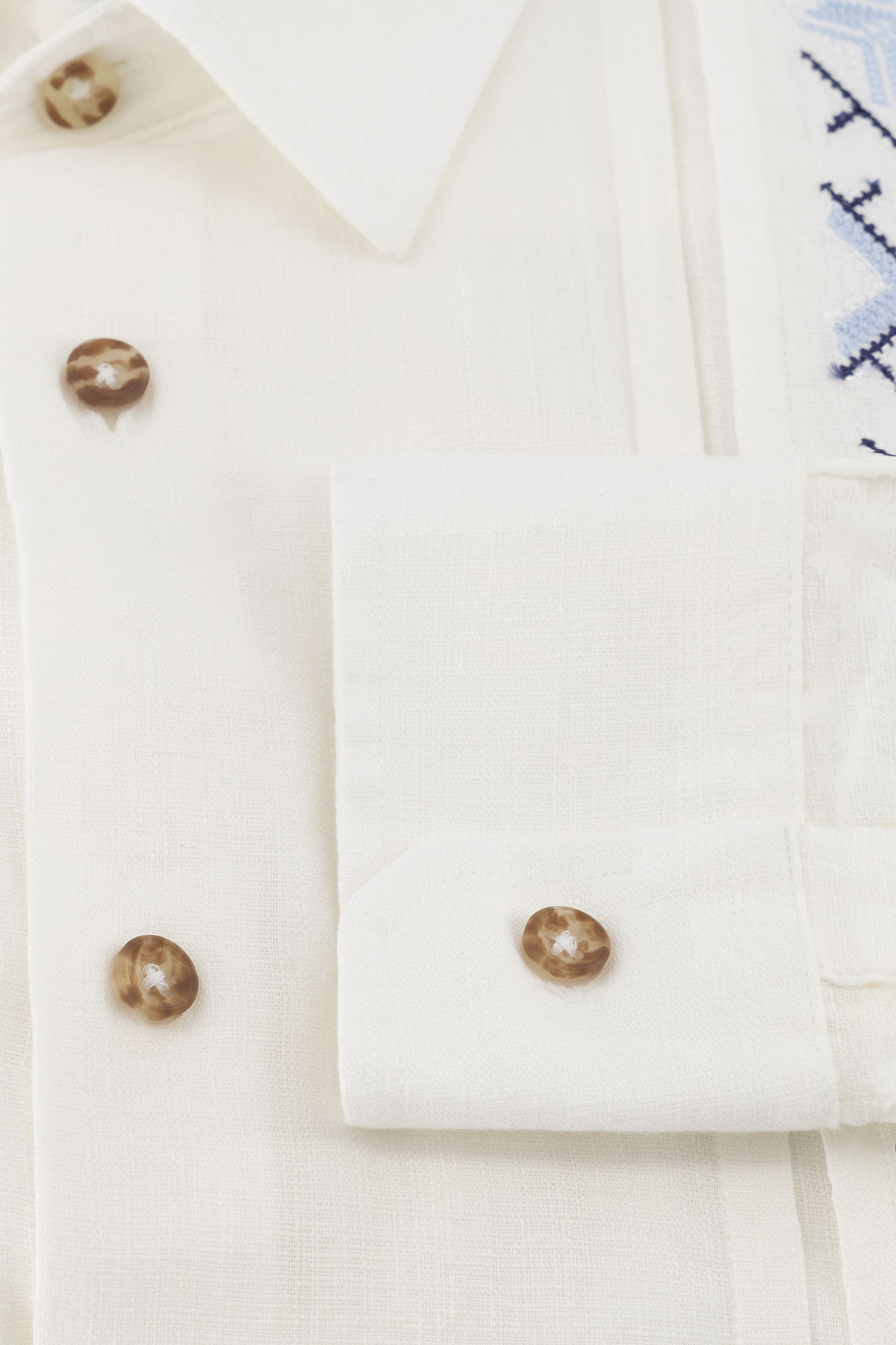 GUAYABERA CASUAL CONTEMPORARY FIT GUAYAHABANA image number 4