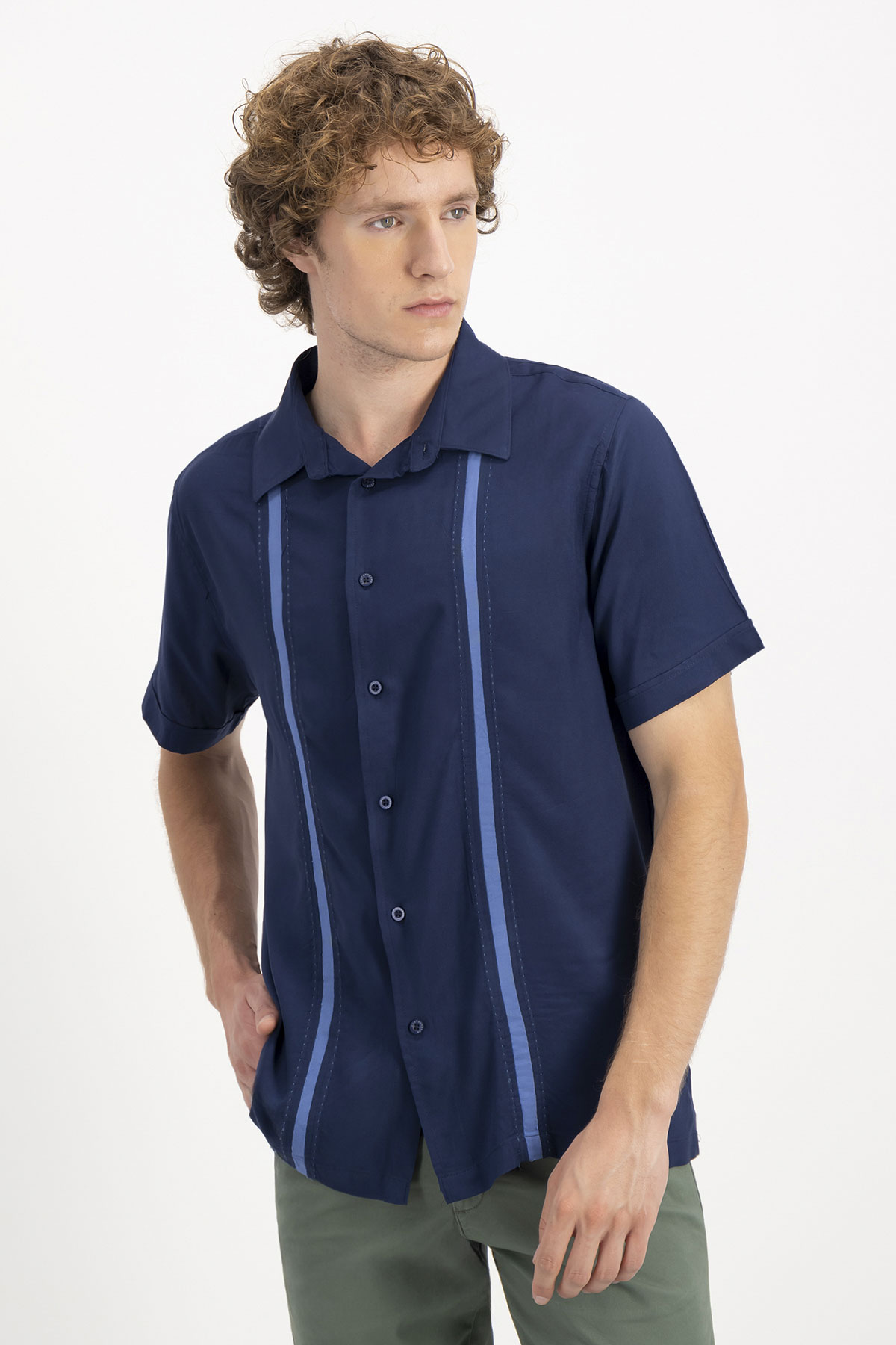 GUAYABERA CASUAL CONTEMPORARY FIT GUAYAHABANA image number 0