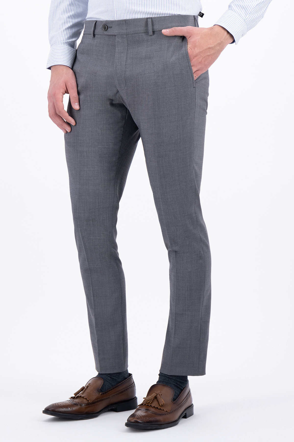 TRAJE COLOR GRIS SLIM FIT LAMBERTI image number 3