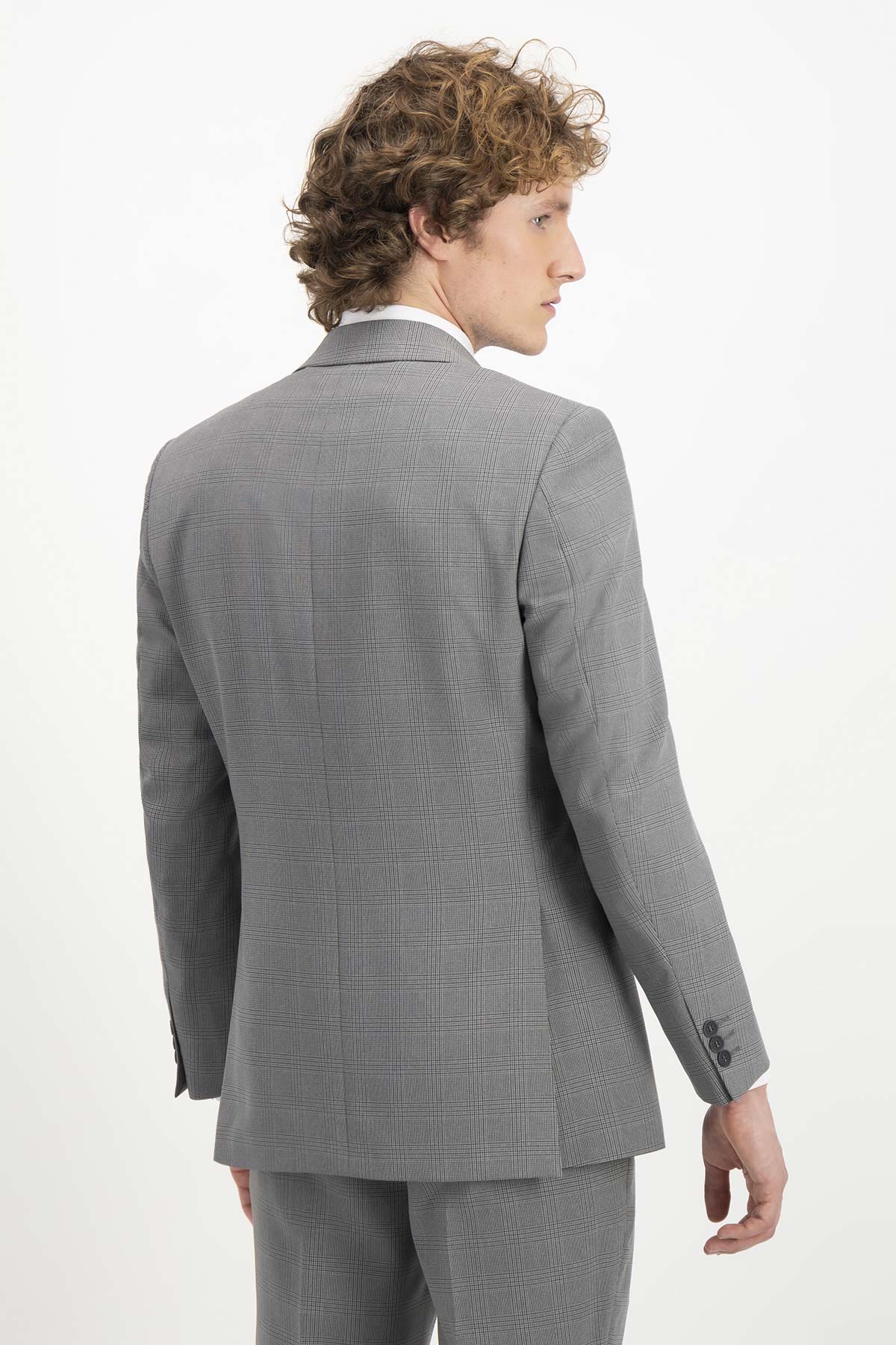 TRAJE CONTEMPORARY FIT SONNETI image number 2