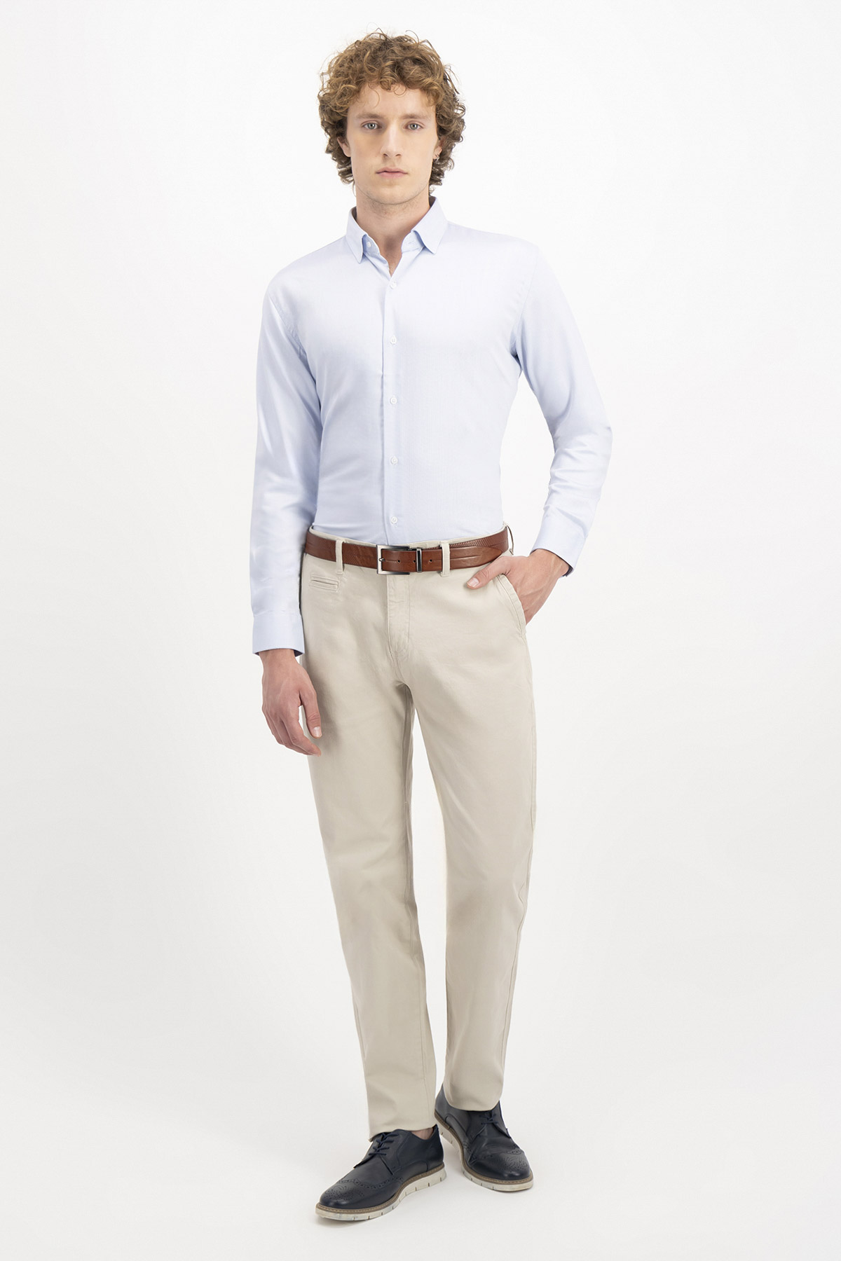 PANTALÓN CASUAL CONTEMPORARY FIT LAMBERTI image number 2