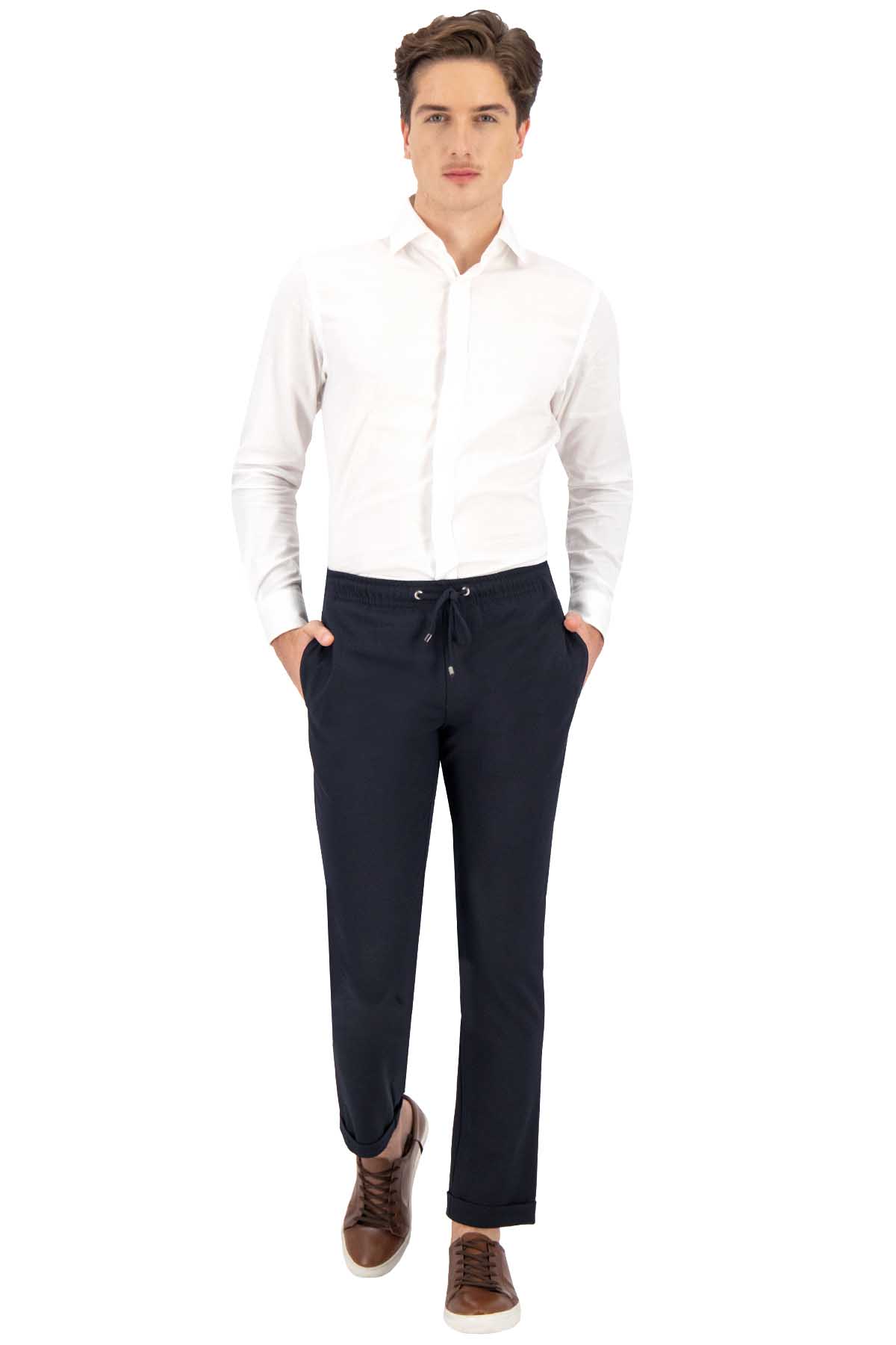 PANTALÓN SEPARATE TIPO JOGGERS AZUL MARINO SLIM FIT LMENTAL image number 4