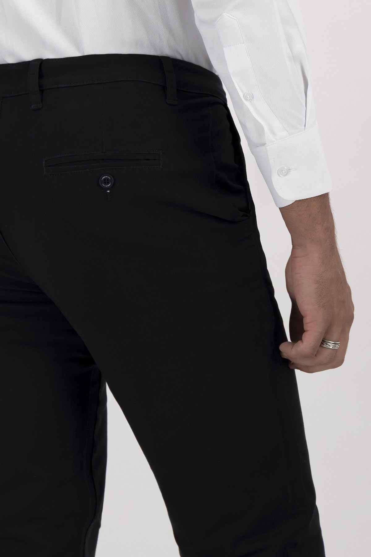 Pantalón Casual Slim Fit Lmental image number 3