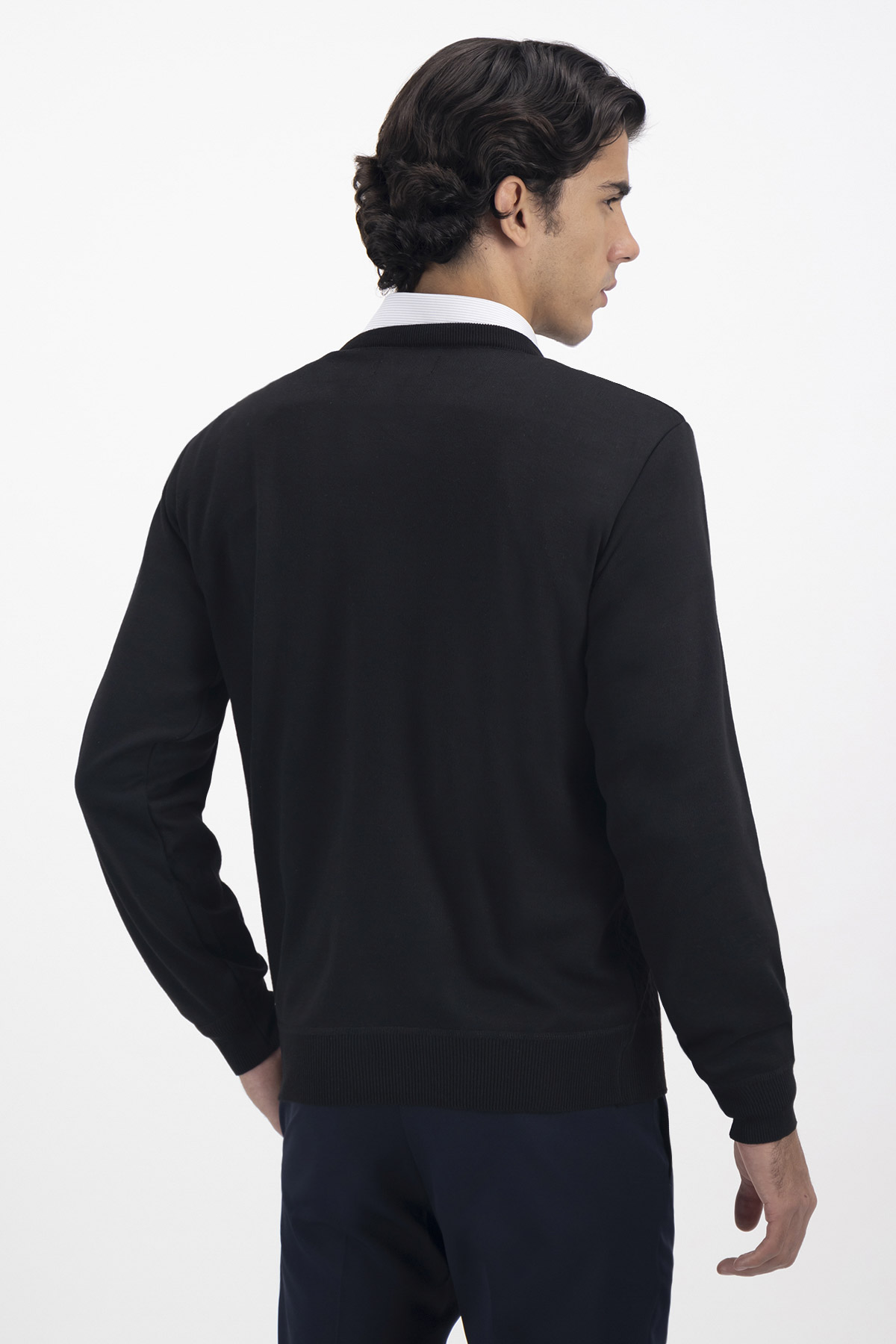SUÉTER CONTEMPORARY FIT SONNETI image number 2