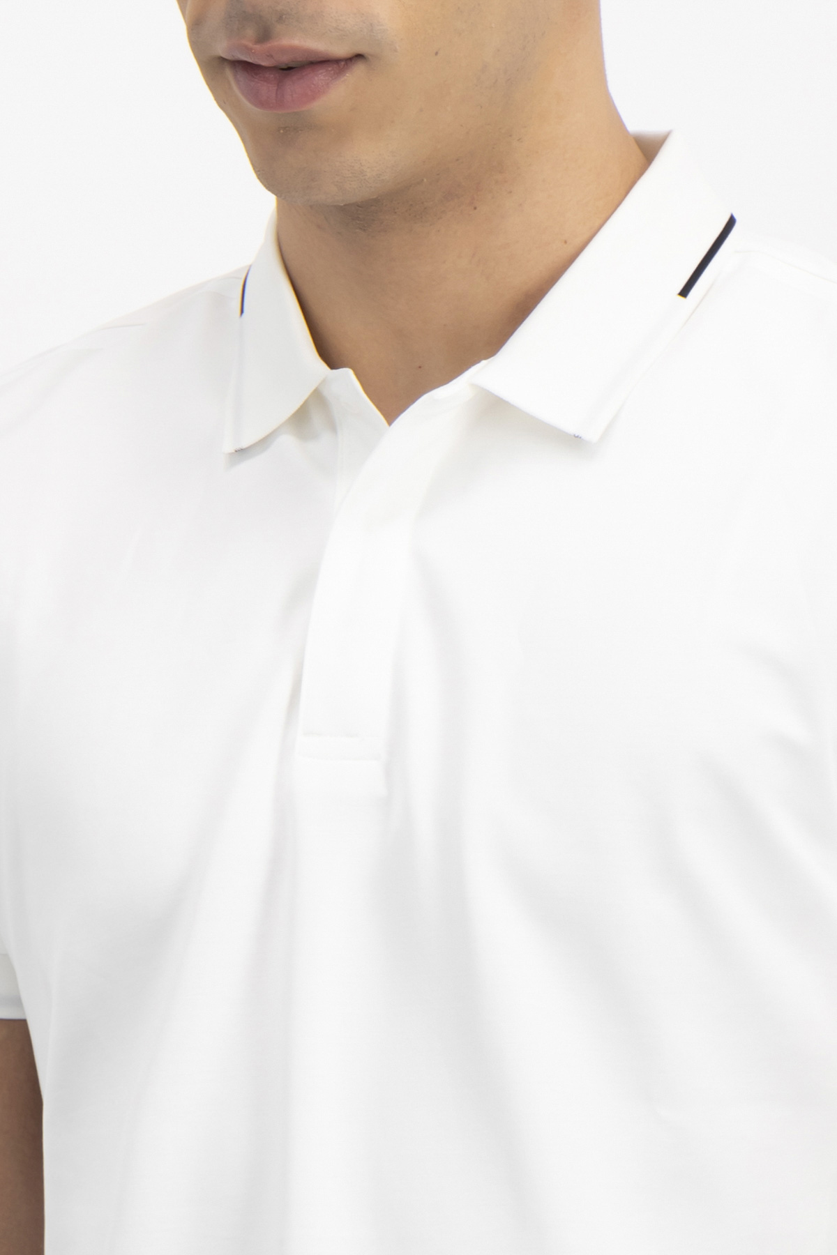 PLAYERA POLO MOVE SLIM FIT LMENTAL image number 2