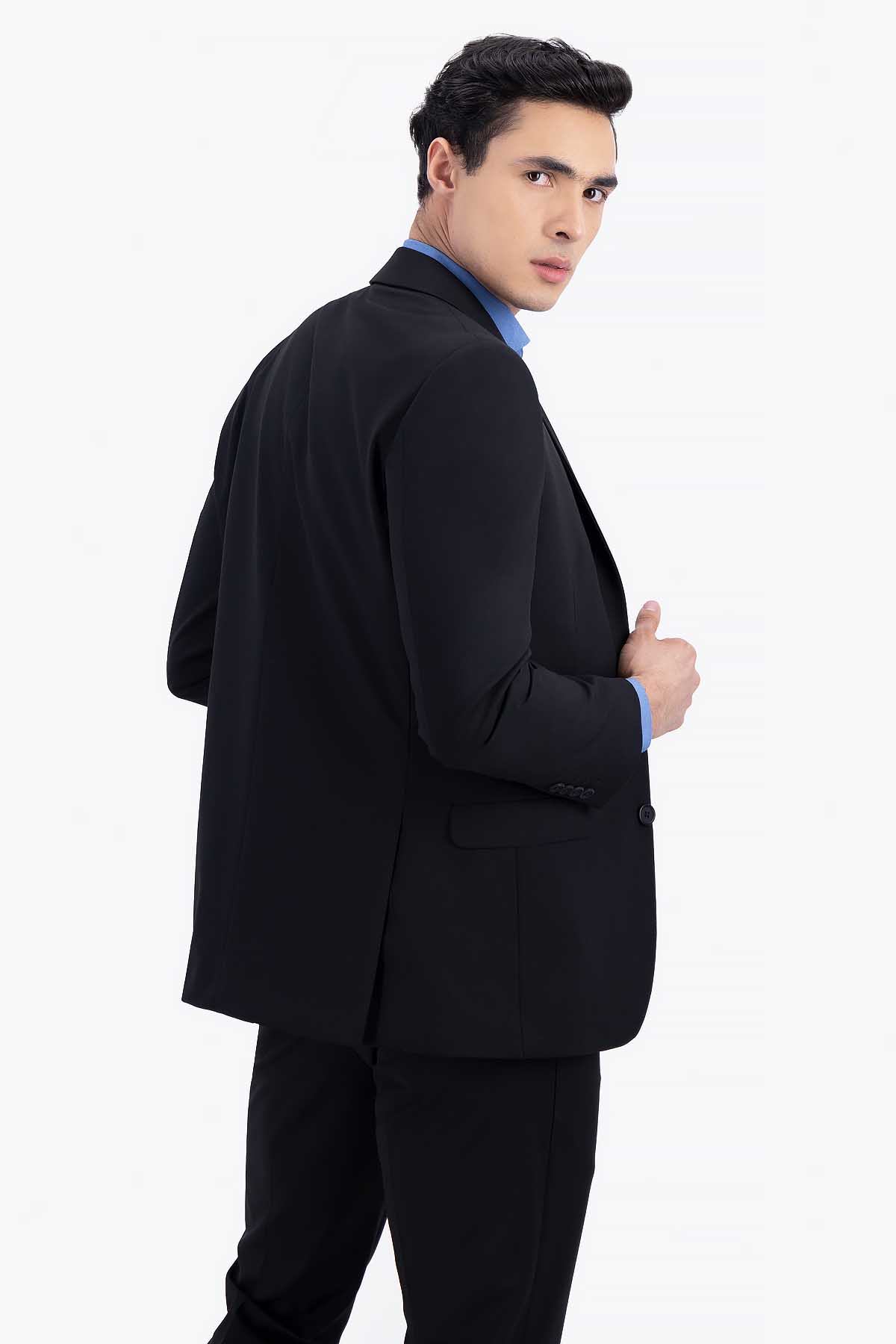 SACO SEPARATE NEGRO SLIM FIT LMENTAL image number 2