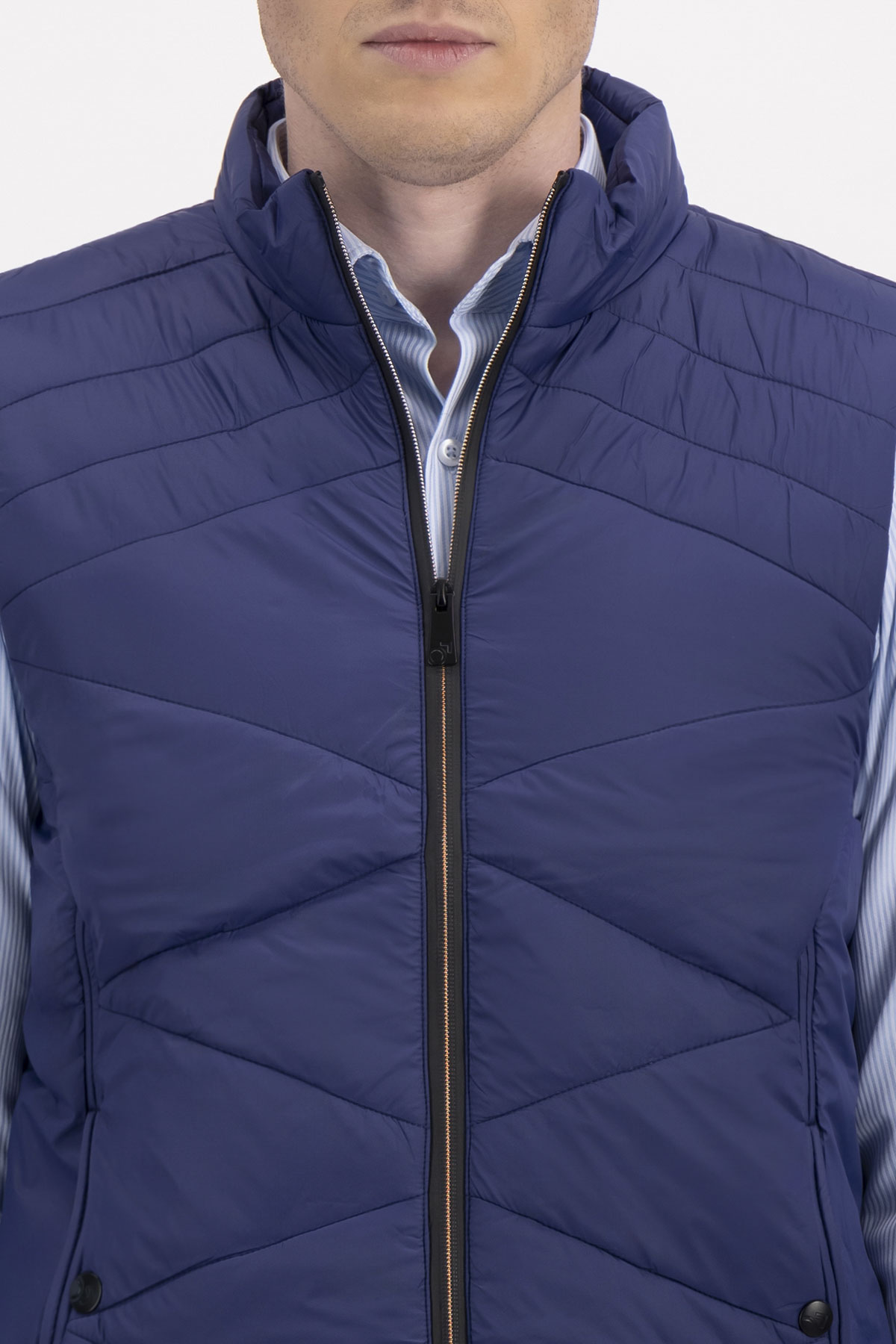 CHALECO CASUAL SLIM FIT LMENTAL image number 2