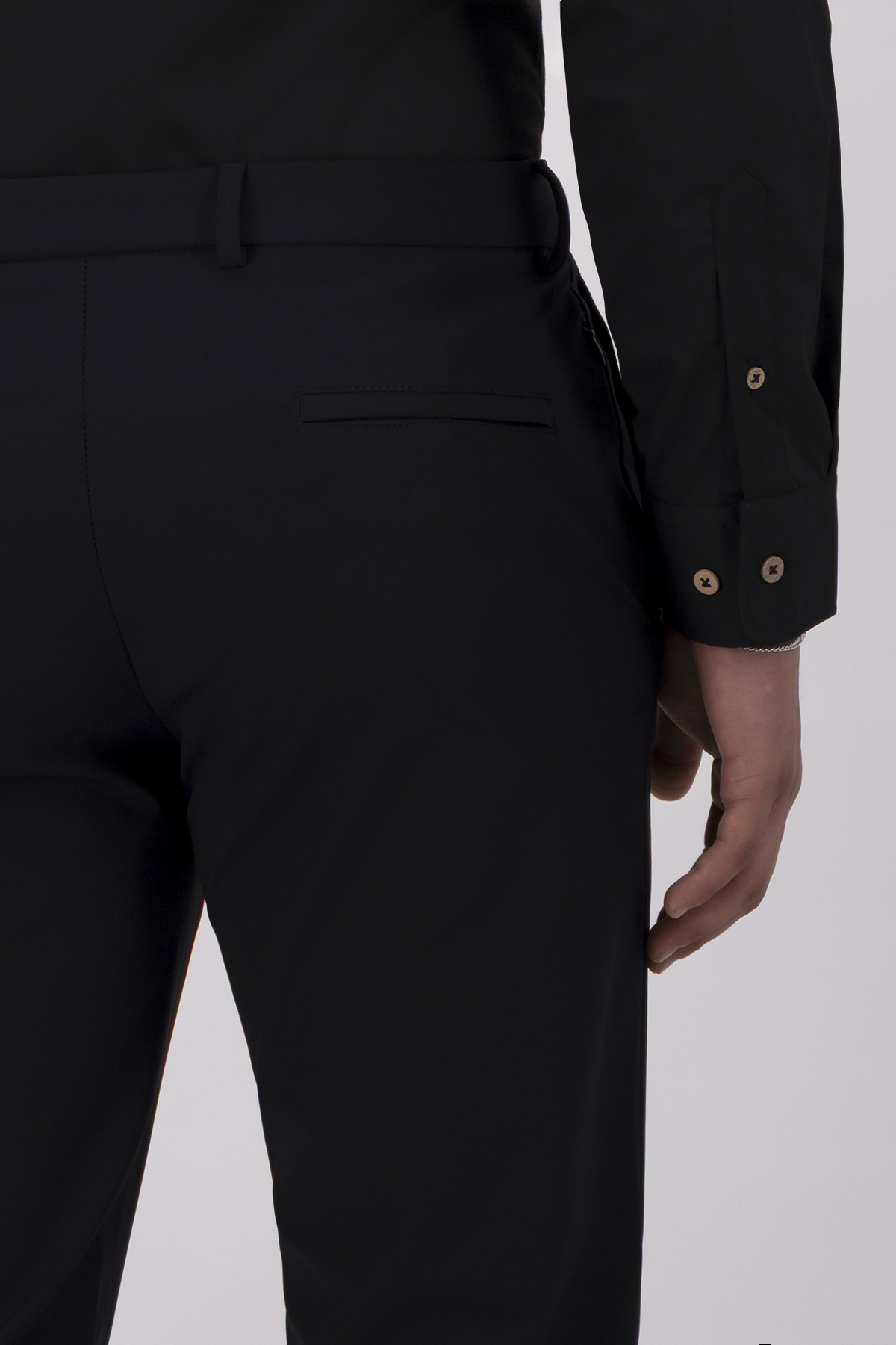 Pantalón Separate Move Slim Fit Lmental image number 4