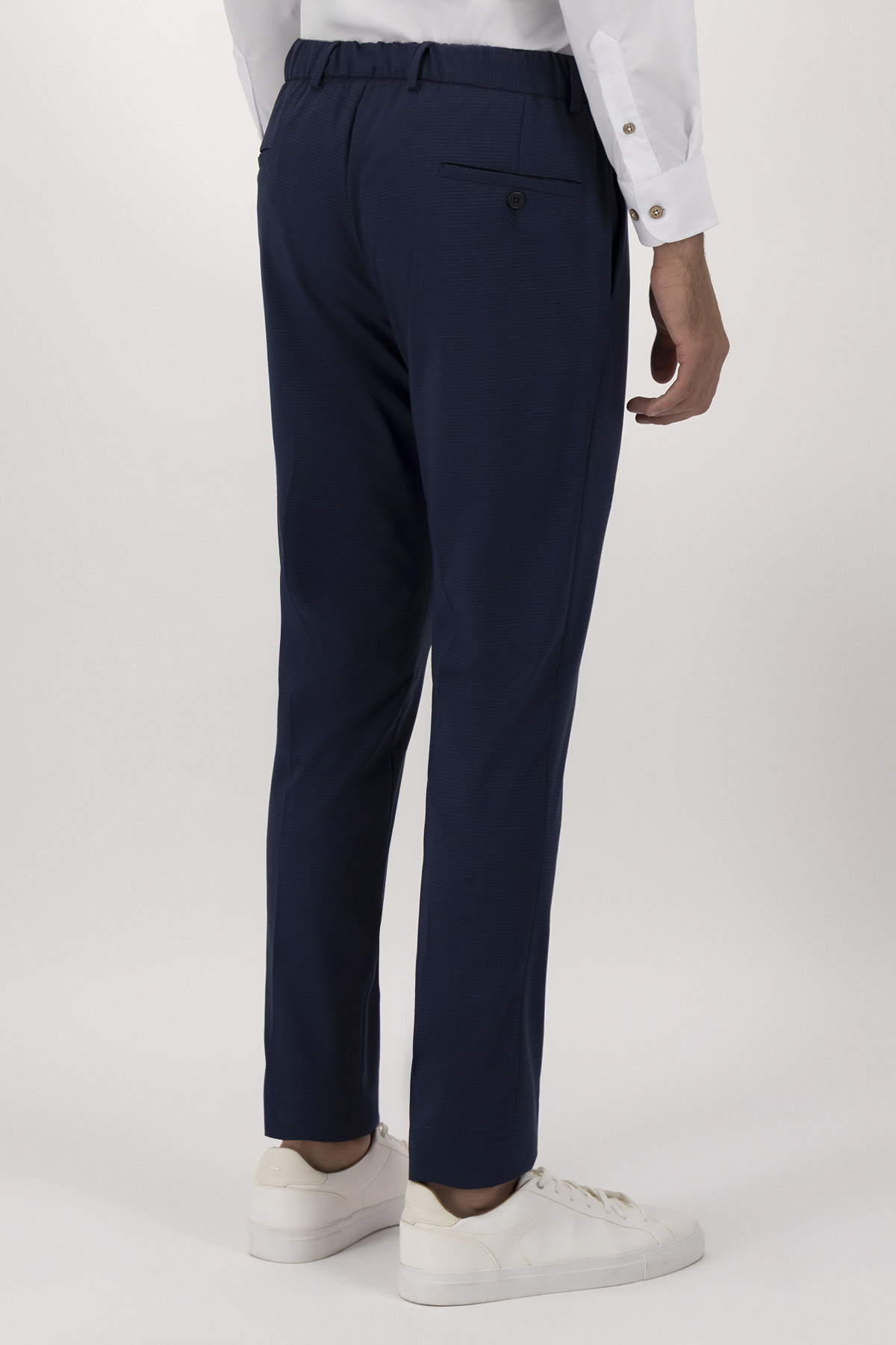 Pantalón Slim Fit Lmental image number 3