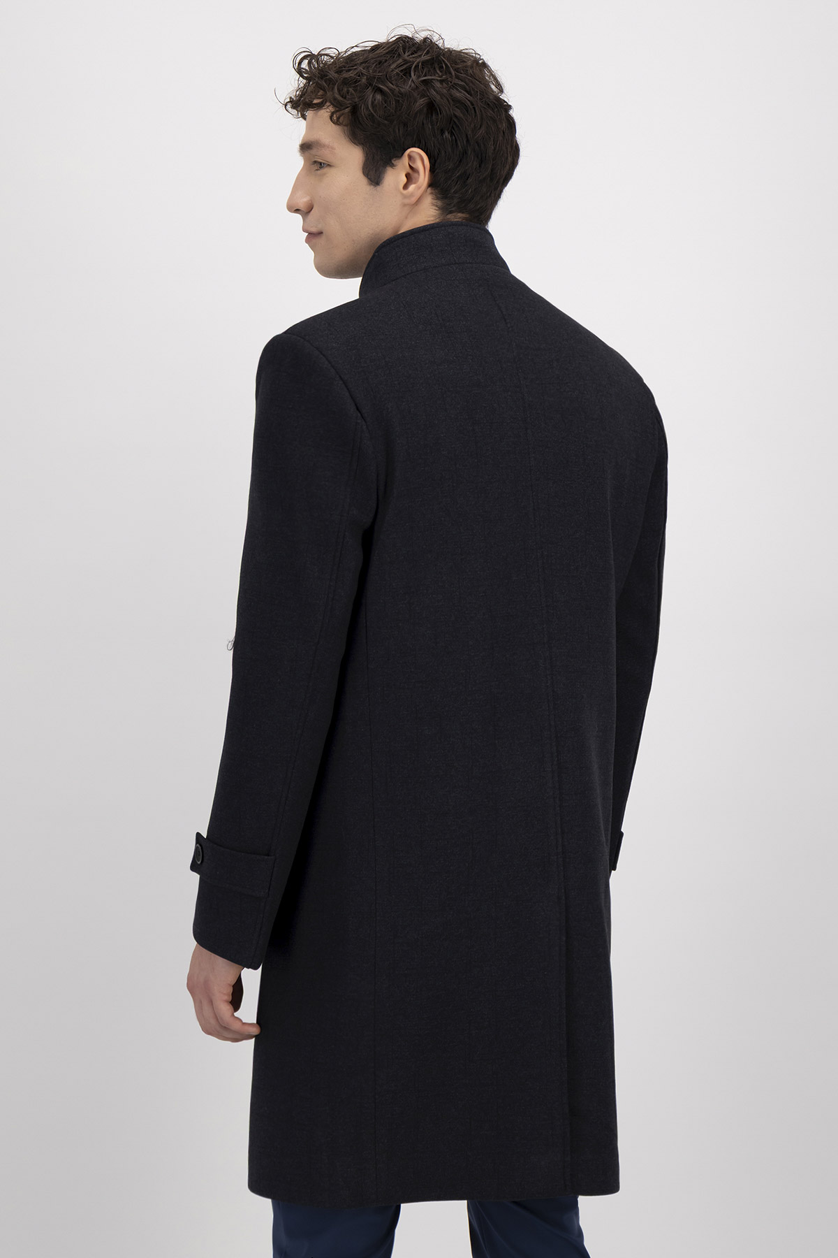 Abrigo Slim image number 2