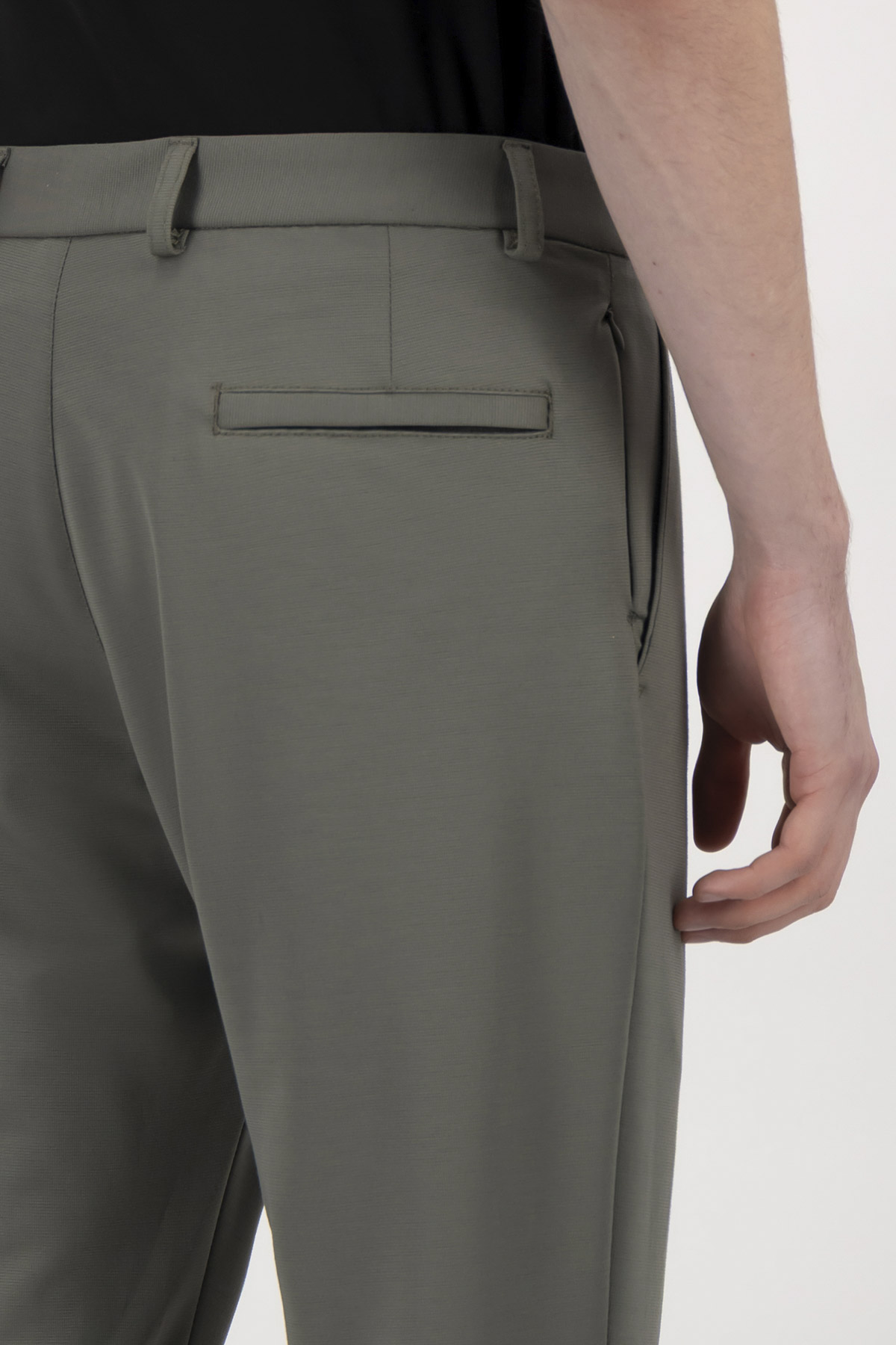 Pantalón Separate Move Slim Fit Lmental image number 3