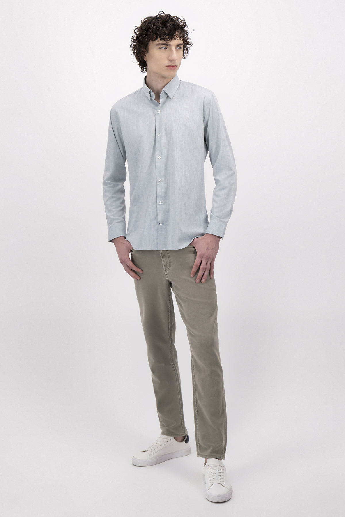PANTALÓN CASUAL CONTEMPORARY FIT LAMBERTI image number 2