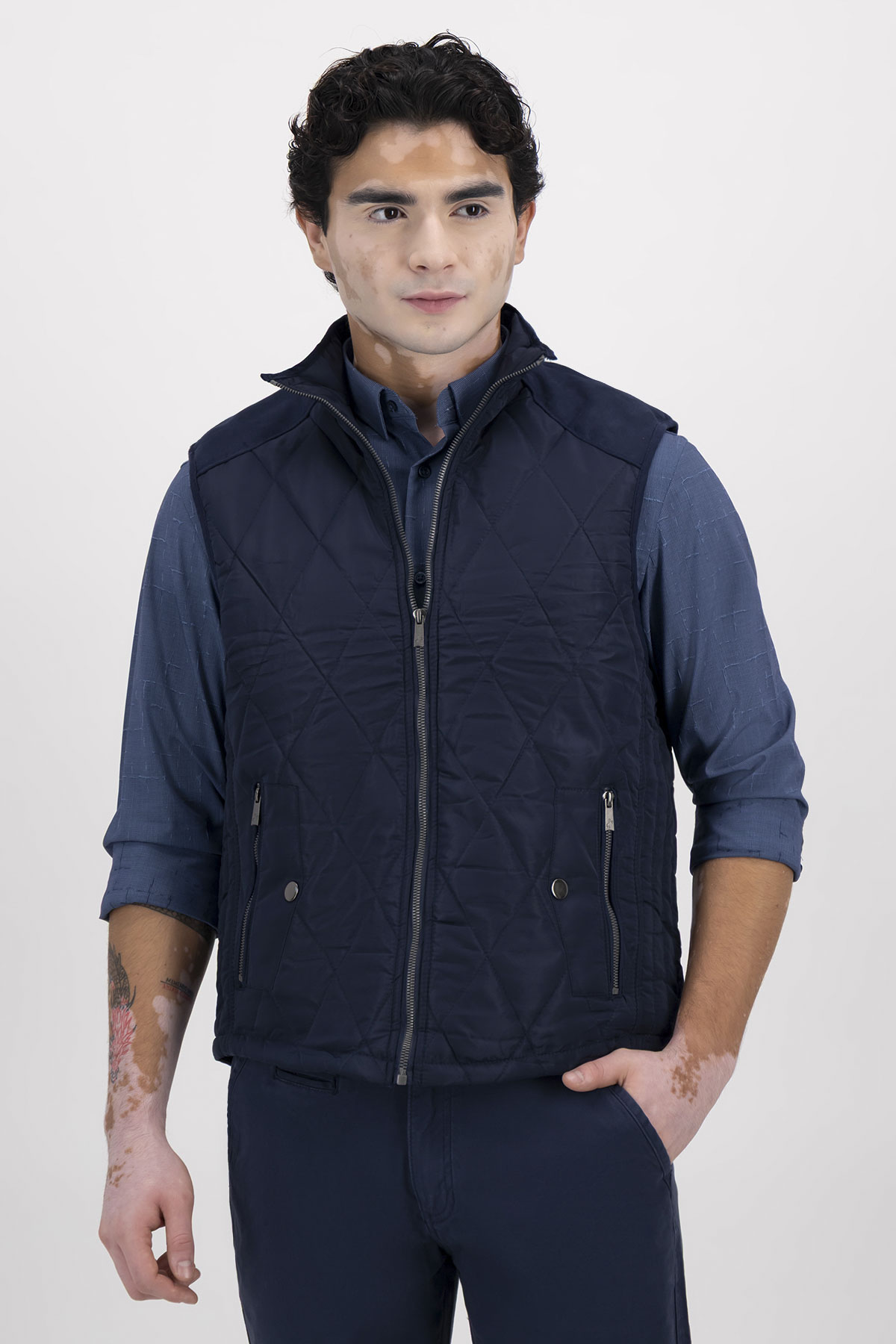 Chaleco Casual Contemporary Fit image number 2