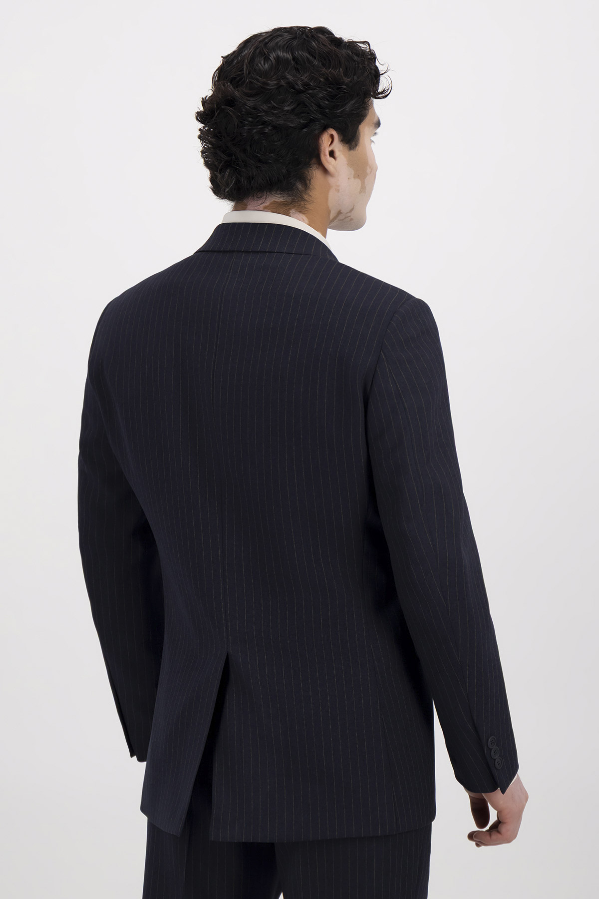 Traje Slim Fit image number 2