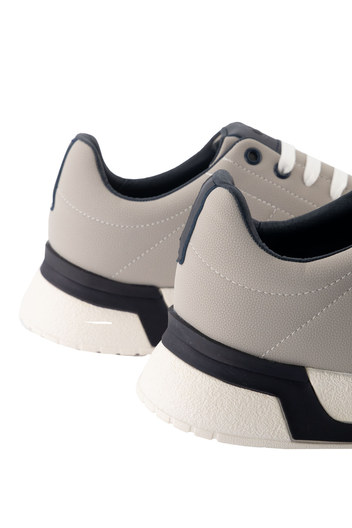 Tenis Mens Fashion image number 3
