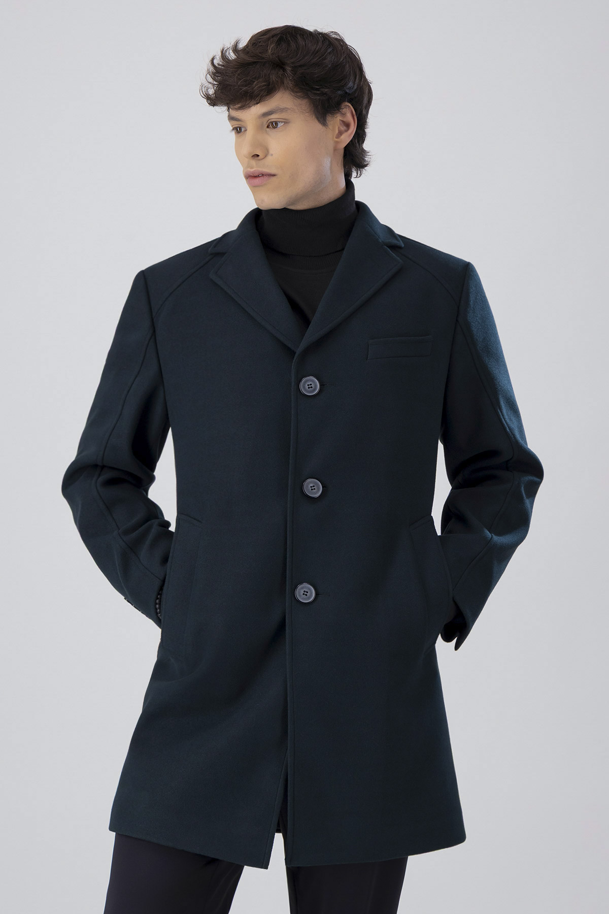 Abrigo Contemporary Fit