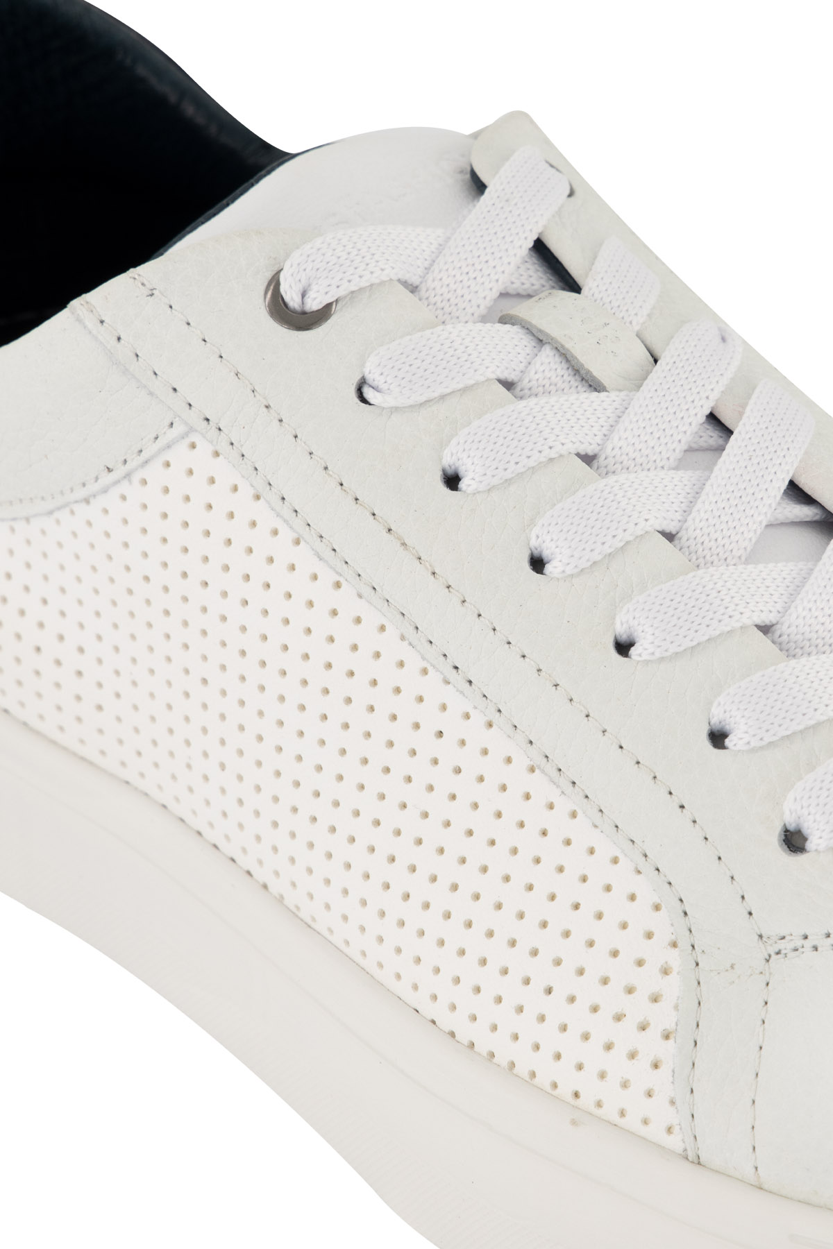 Tenis Mens Fashion image number 4