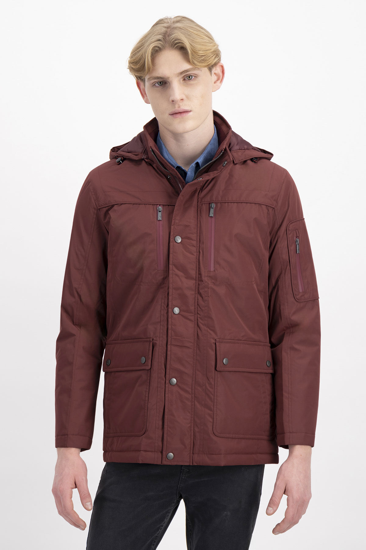 CHAMARRA SLIM FIT ROYALTON image number 0