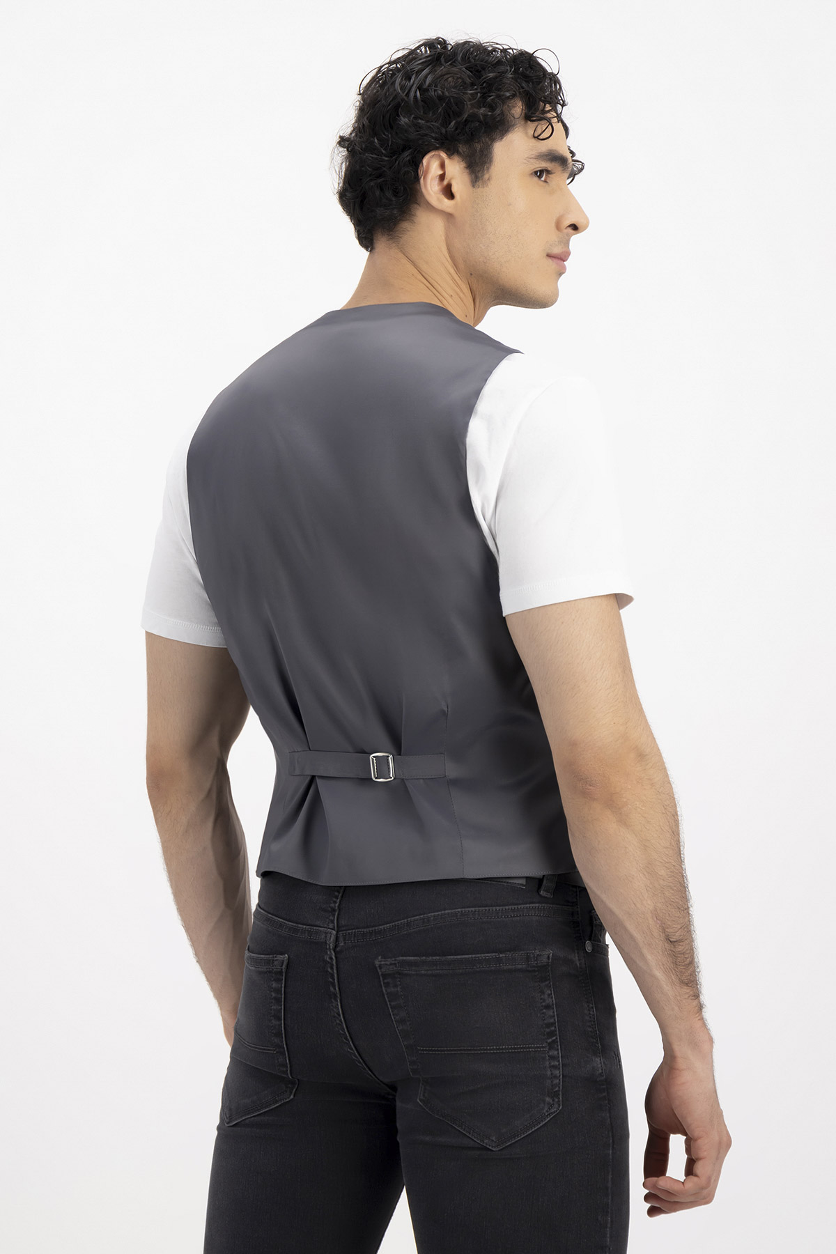 CHALECO FORMAL CONTEMPORARY FIT LAMBERTI image number 2