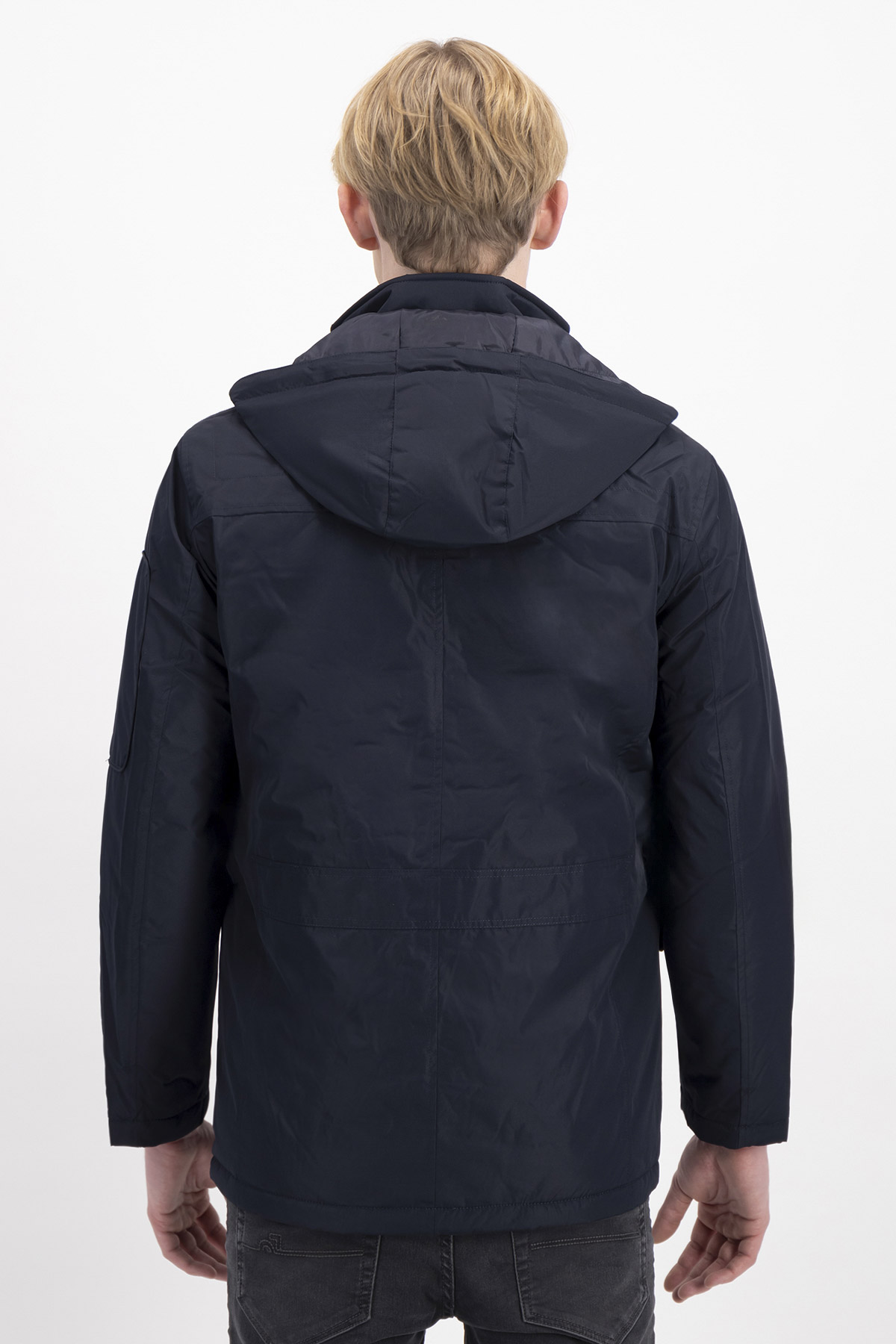 CHAMARRA SLIM FIT ROYALTON image number 2