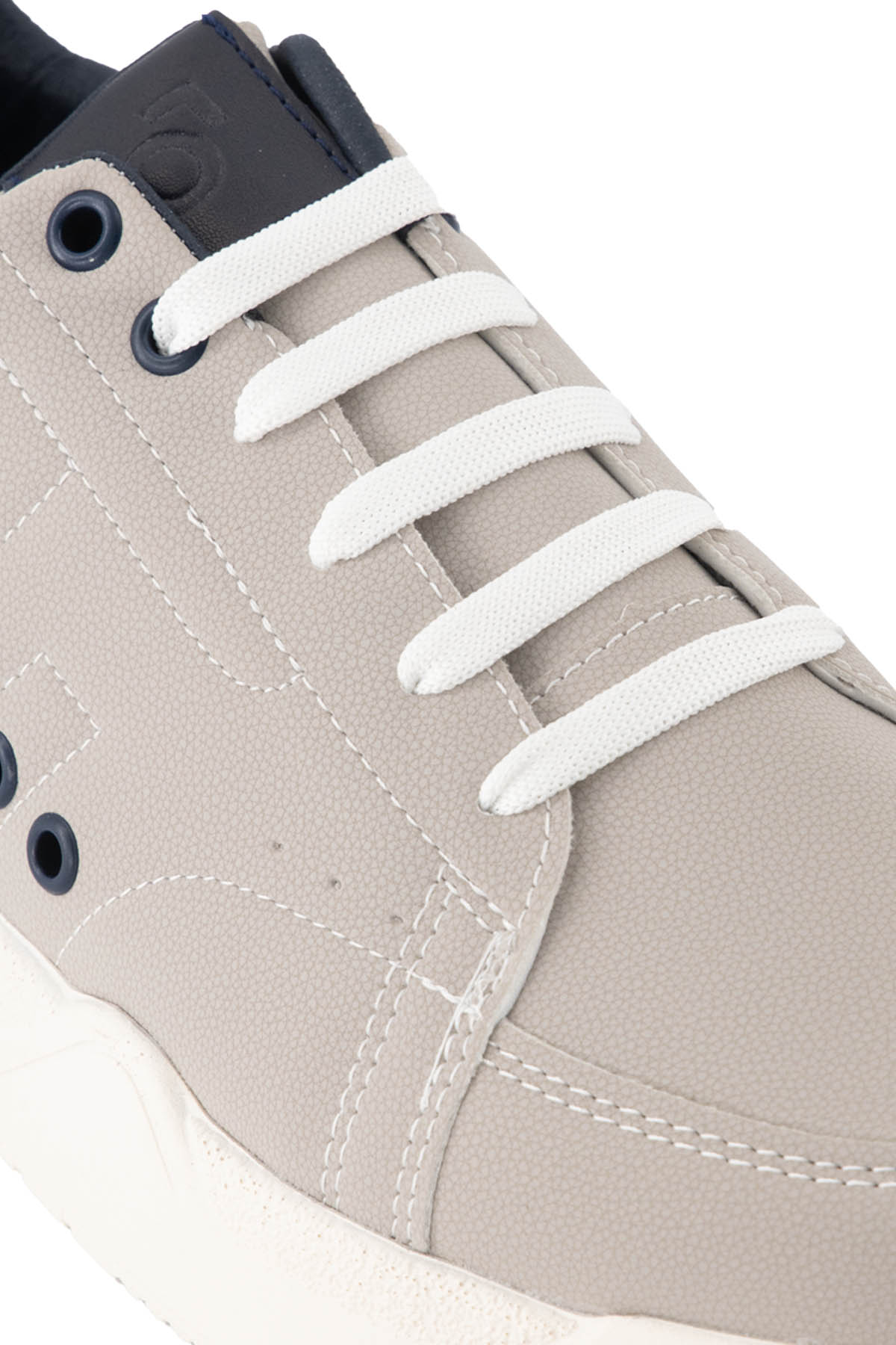 Tenis Mens Fashion image number 4