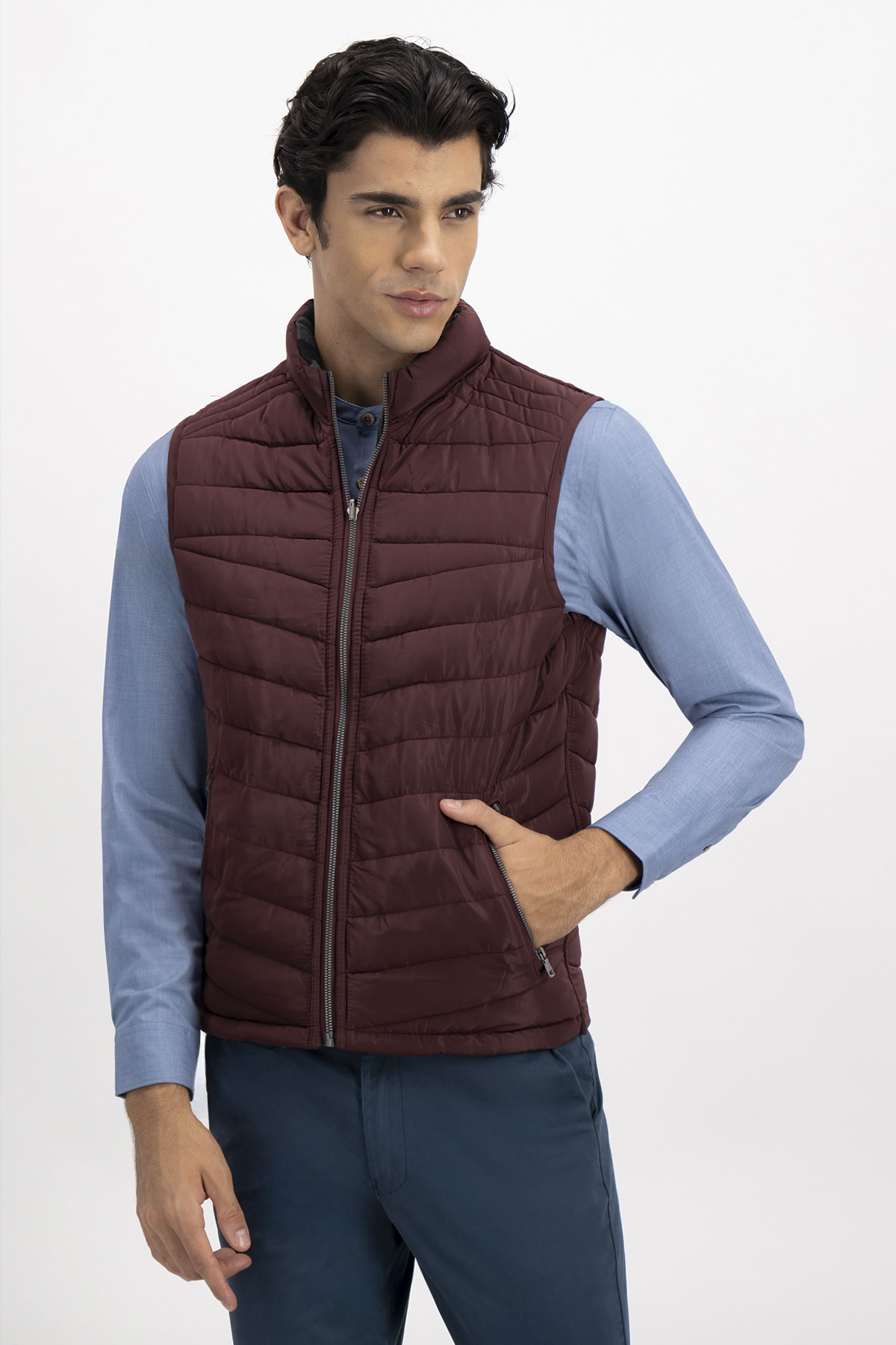 CHALECO CONTEMPORARY FIT ROYALTON image number 0